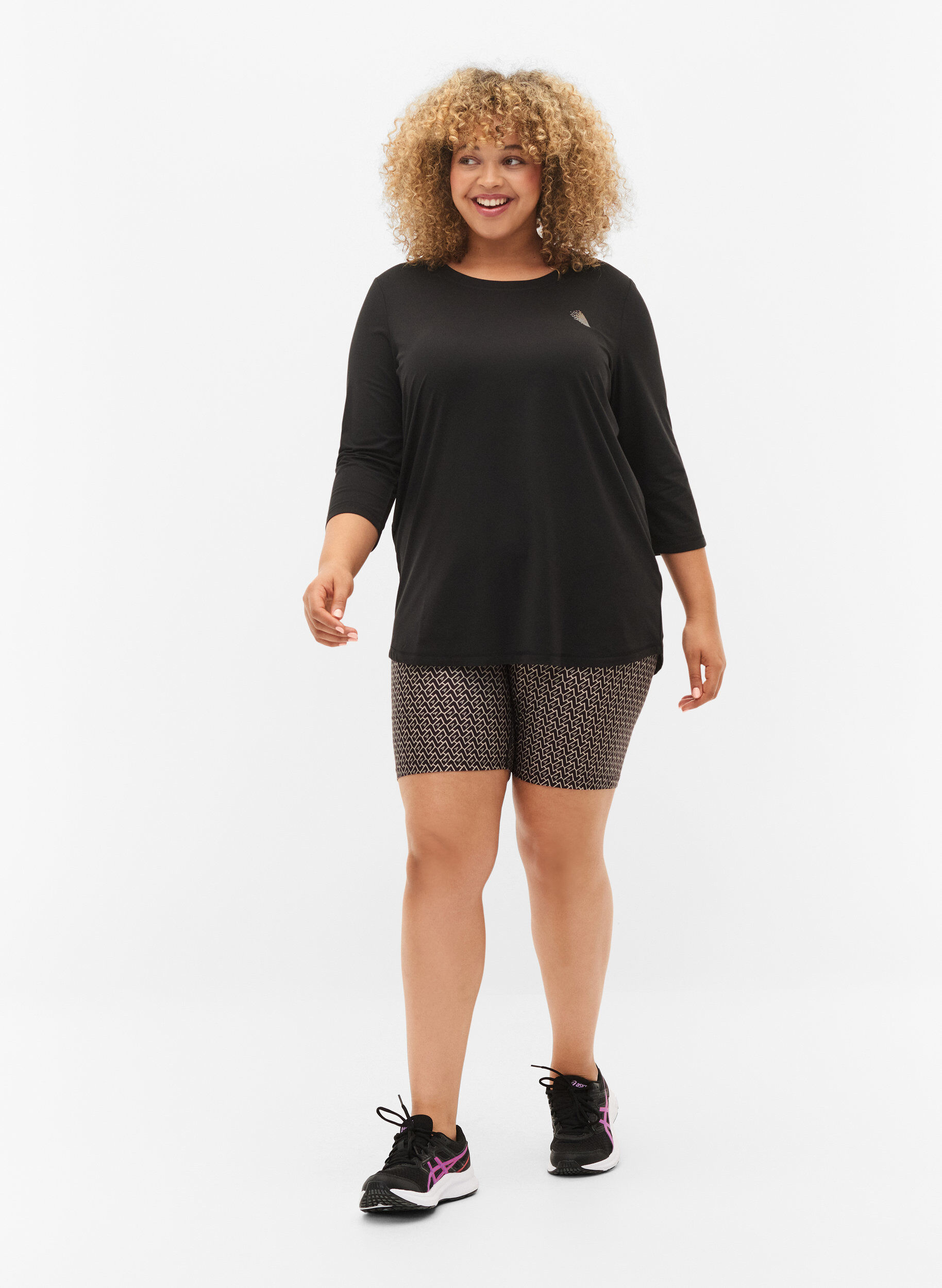 Zizzi Tr&aelig;ningsbluse med 3/4 &aelig;rmer, Sort, Model image number 1