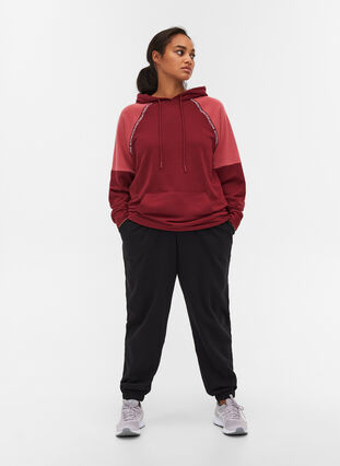 Sweatshirt med hætte og lomme, Pomegranate, Model image number 3