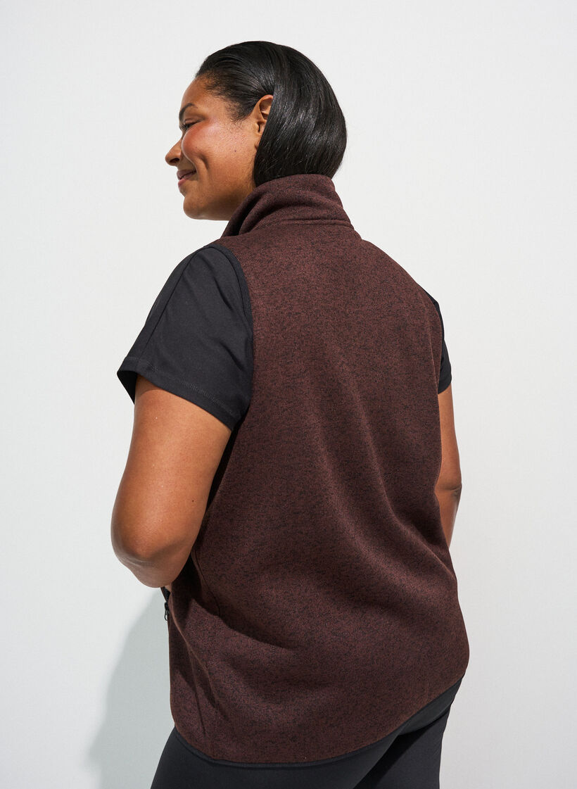 Vest med h&oslash;j hals og lynl&aring;s, Brun, Model image number 1