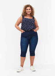 Højtaljede Amy capri jeans med super slim fit, Blue denim, Model