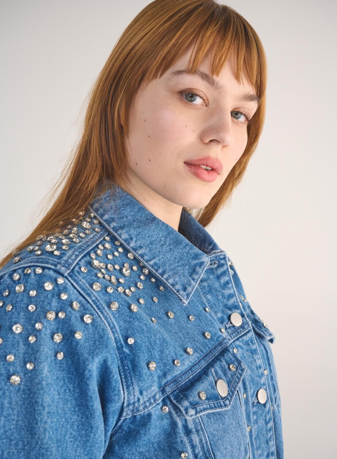 Zizzi Denim med rhinsten, , Model