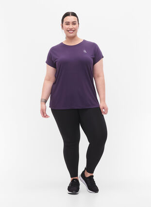 Kortærmet trænings t-shirt , Purple Plumeria, Model image number 2