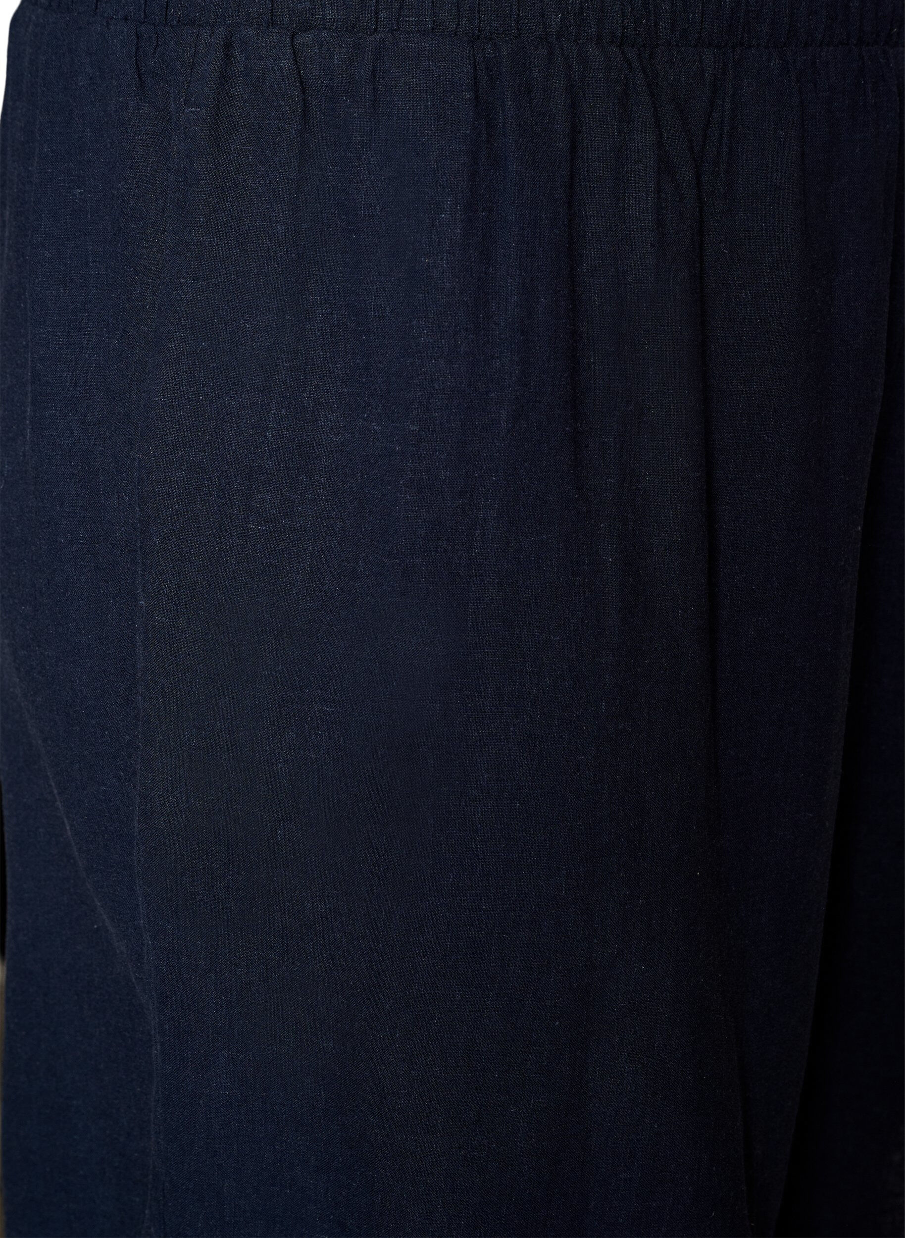 Zizzi Shorts i h&oslash;r og viskose med h&oslash;j talje, Bl&aring;, Packshot image number 2