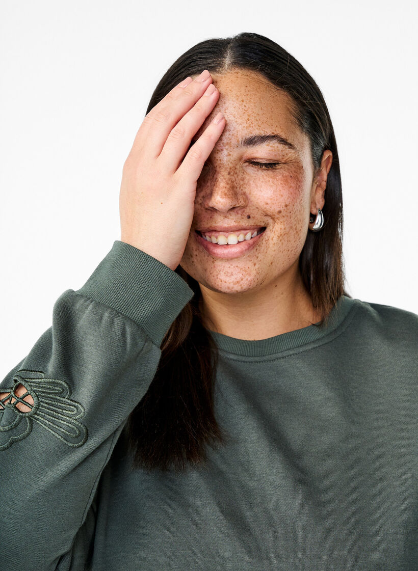 Sweatbluse med broderede udskæringer, Thyme, Image image number 0