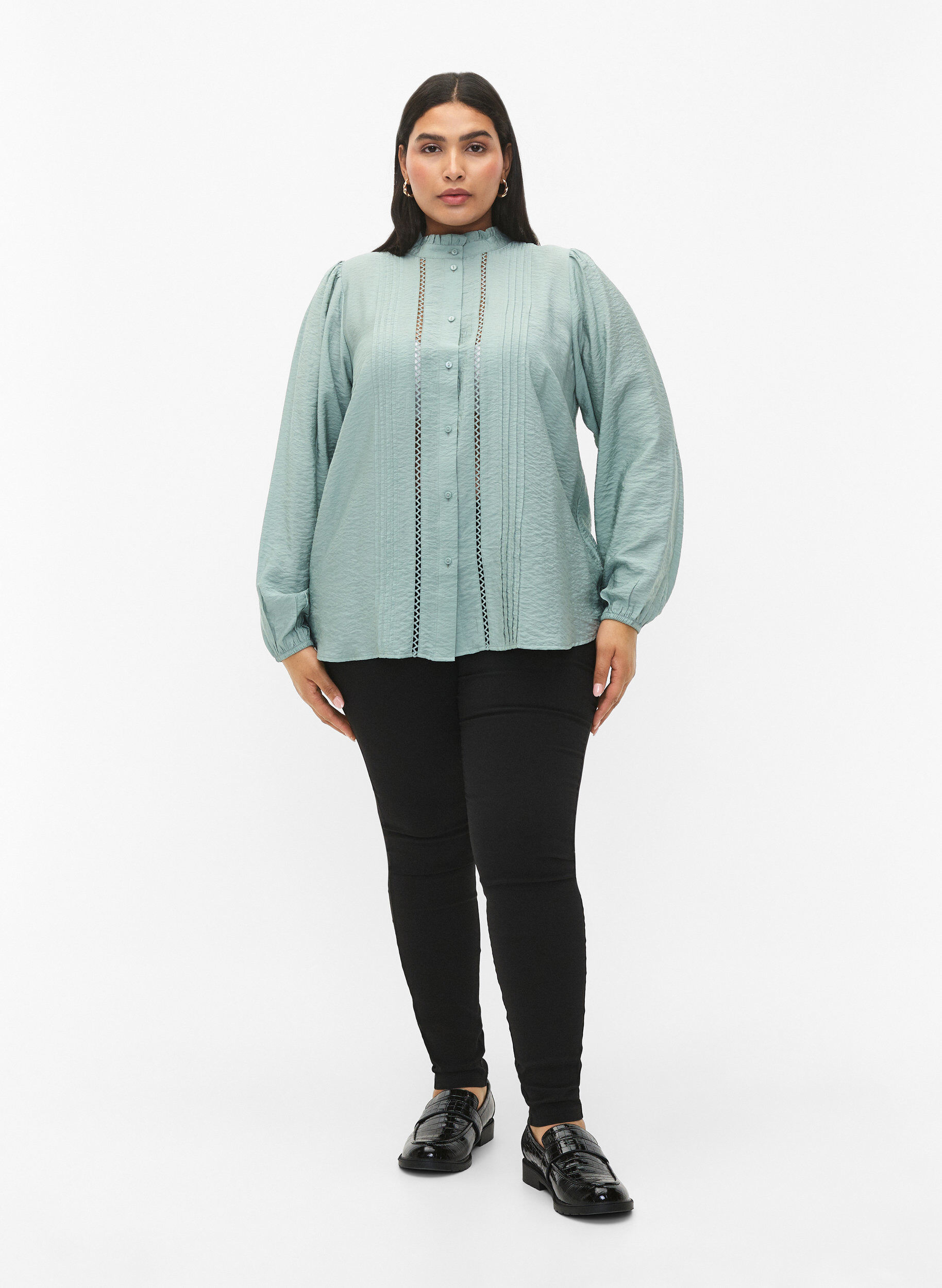 Zizzi Skjortebluse i viskose med fl&aelig;sekrave, Chinois Green, Model image number 2