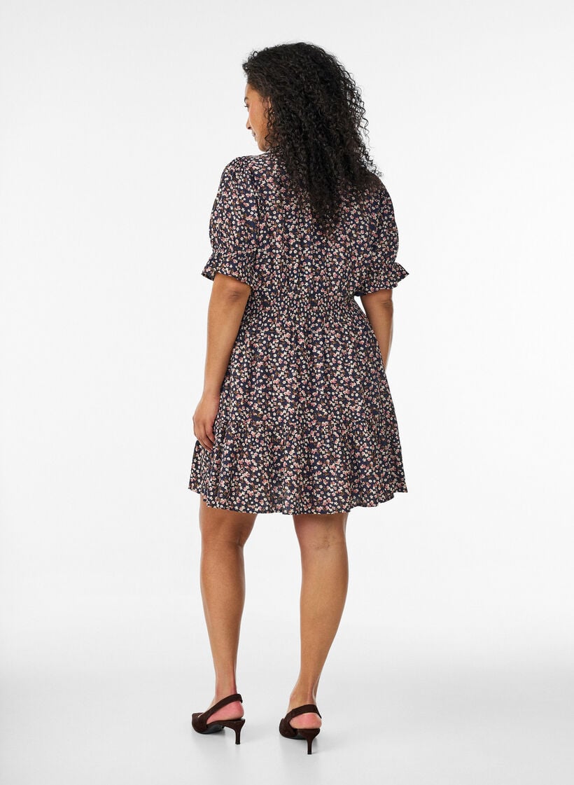 Kort kjole i viskose med fl&aelig;sedetaljer, Bl&aring;, Model image number 2