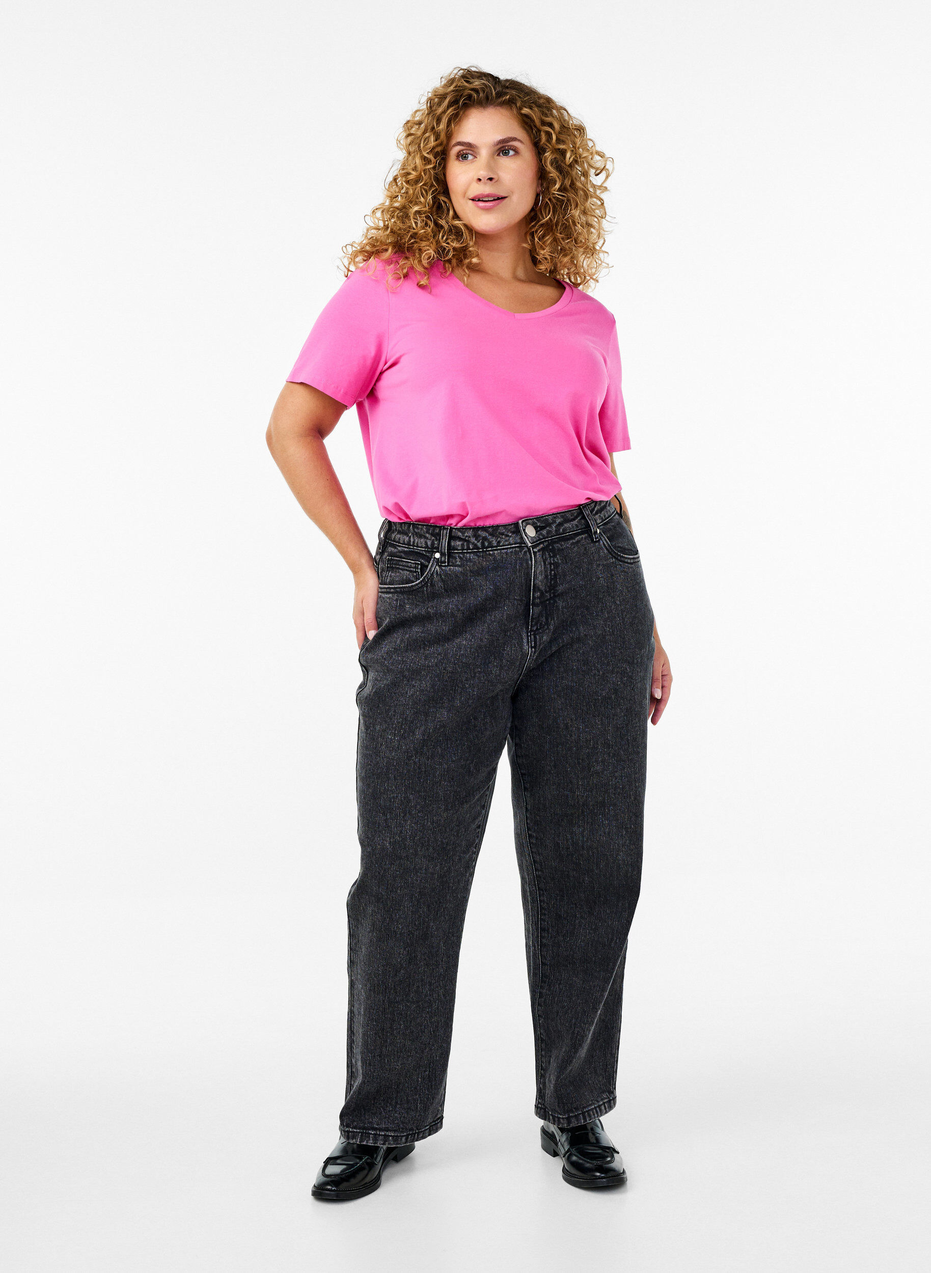 ZizziEnsfarvet basis t-shirt i bomuld, Lyser&oslash;d, Model image number 1