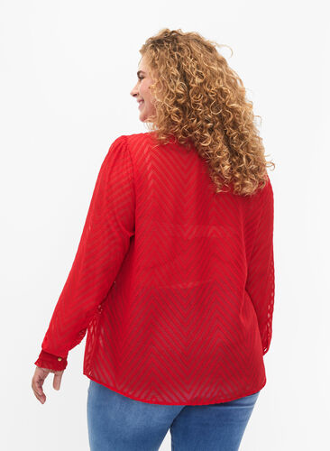 Skjortebluse med flæser og mønstret tekstur, Tango Red, Model image number 1