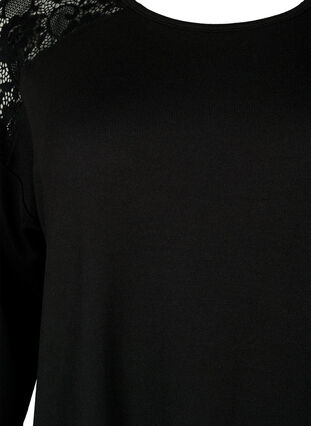 Bluse med 3/4 ærmer og blondedetalje, Black, Packshot image number 2