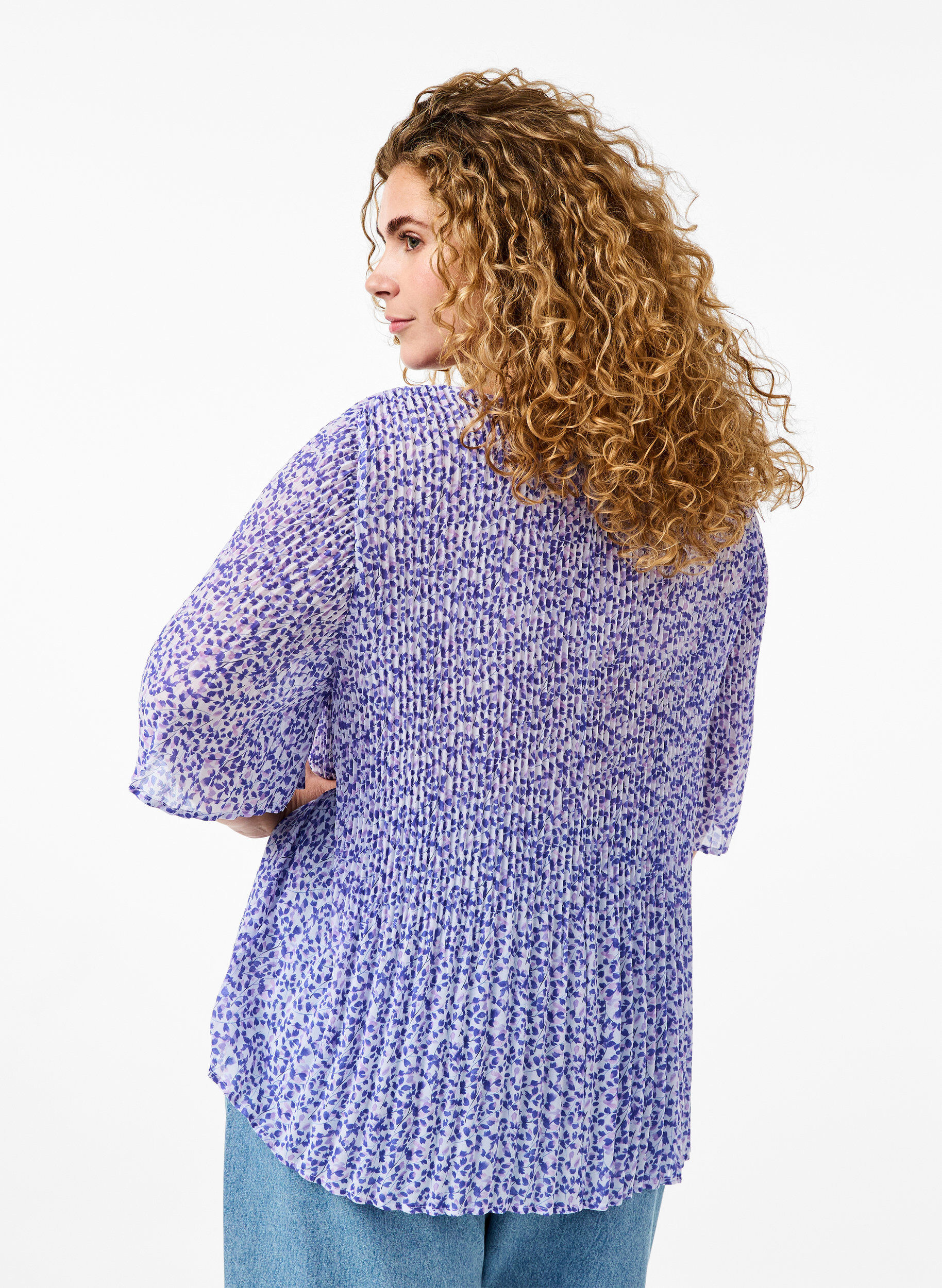 Zizzi Blomstret bluse i pliss&eacute; , Small Flower AOP, Model image number 1