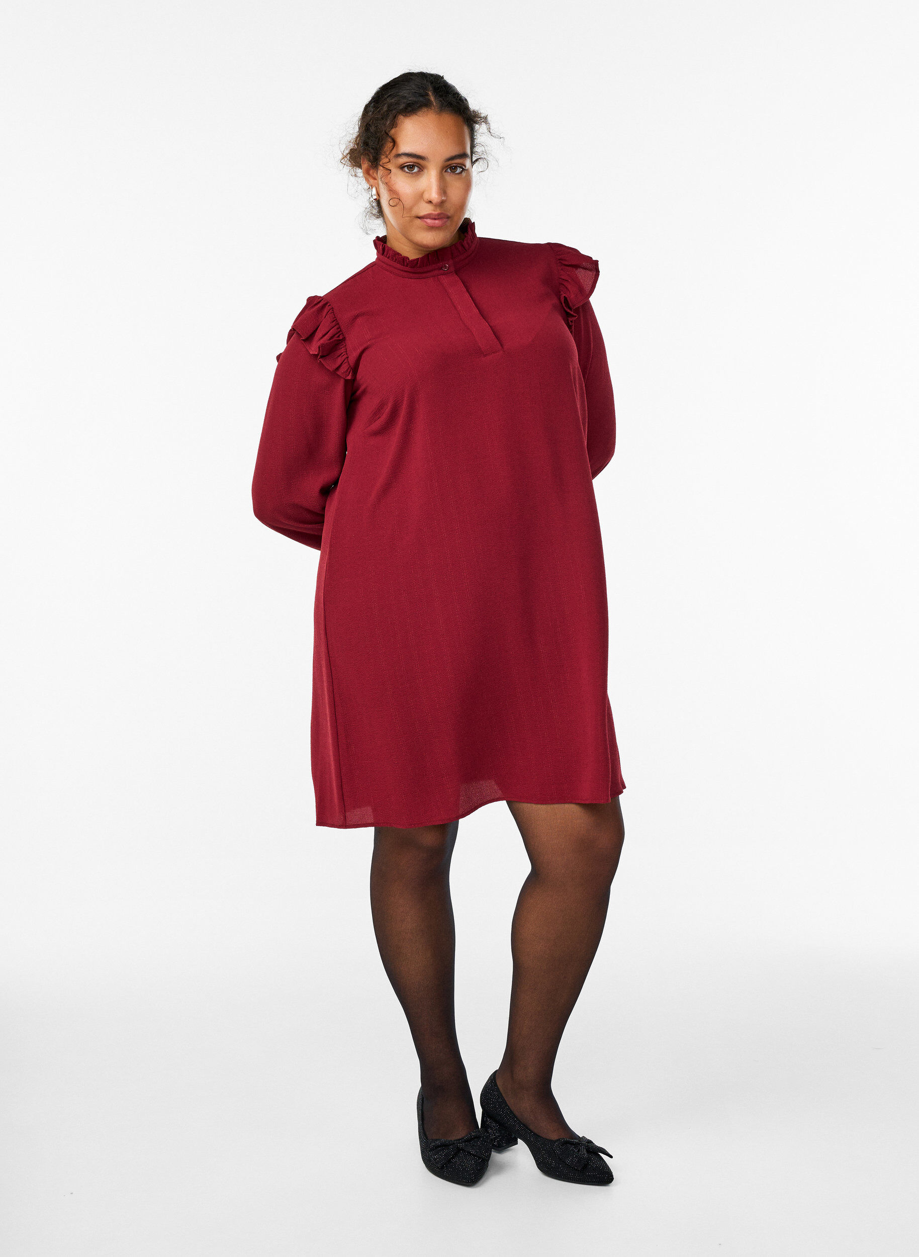 ZizziKort kjole med fl&aelig;ser og glimmer, M&oslash;rk Bordeaux, Model image number 1