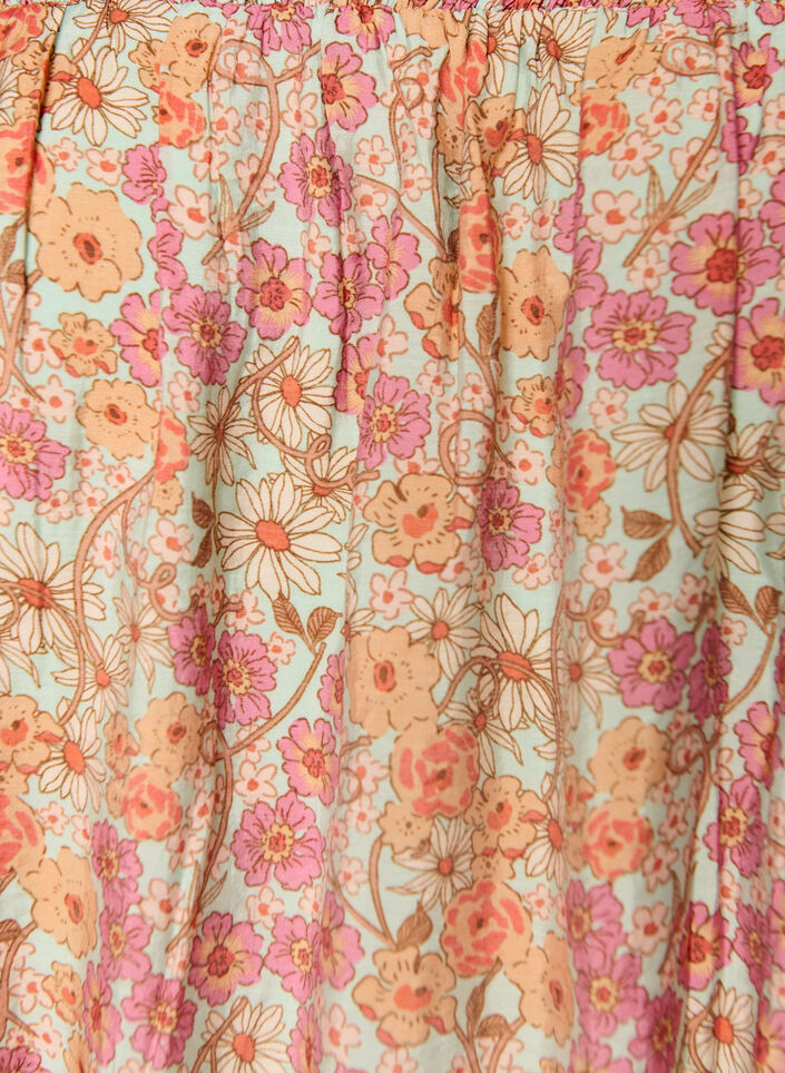 Kort kjole i viskose med smock og blomsterprint, Orange, Packshot image number 2
