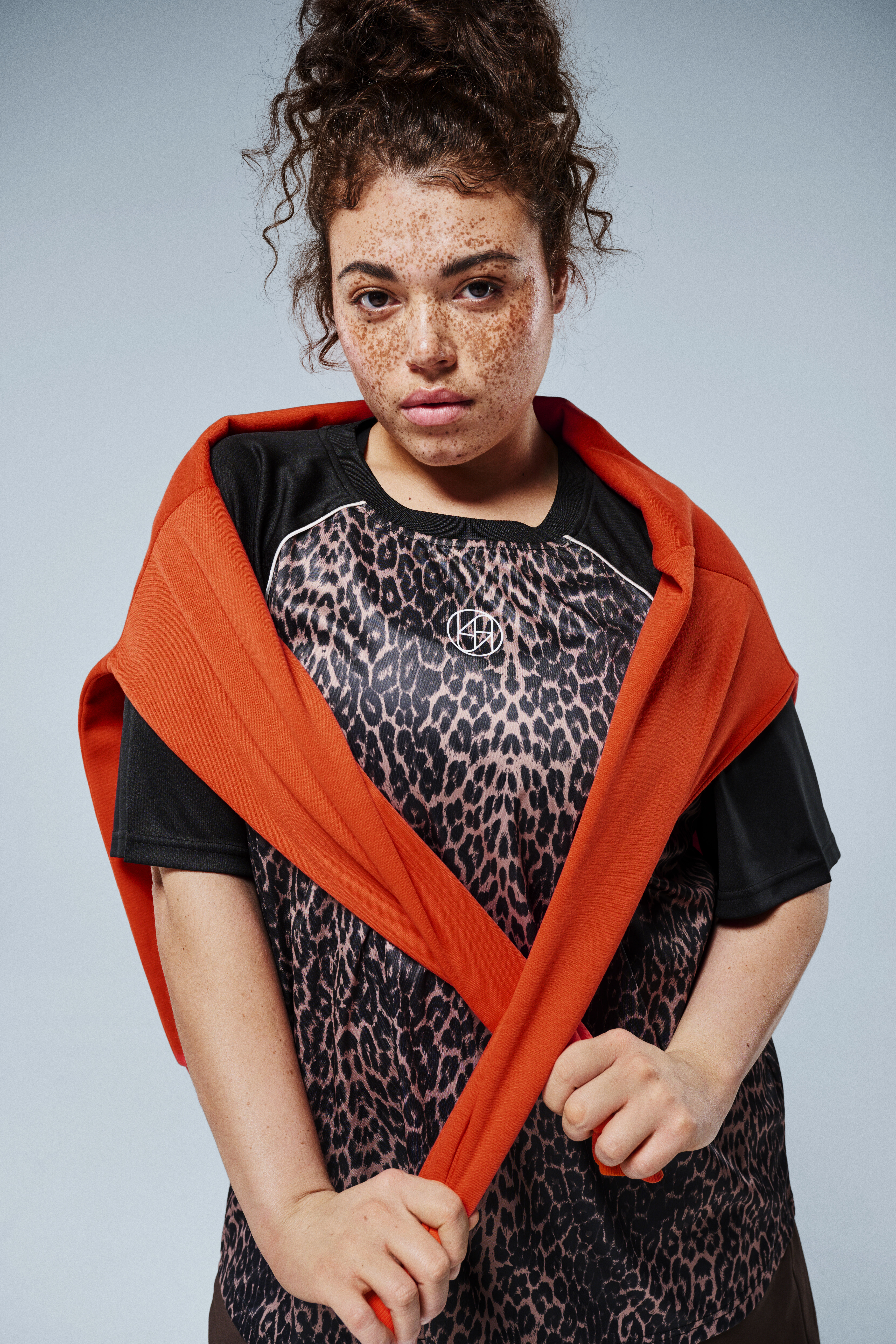 Zizzi Tr&aelig;ningst-shirt med leopardprint, , Model