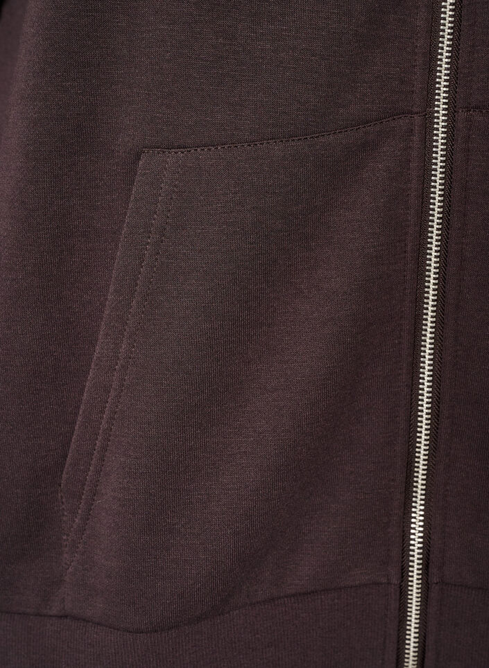 Sweat h&aelig;ttetr&oslash;je med lynl&aring;s og lommer, Brun, Packshot image number 3