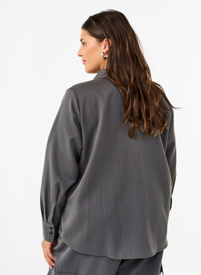 N&aring;lestribet skjorte med krave og brystlommer, Dark Shadow Pin St., Model image number 1