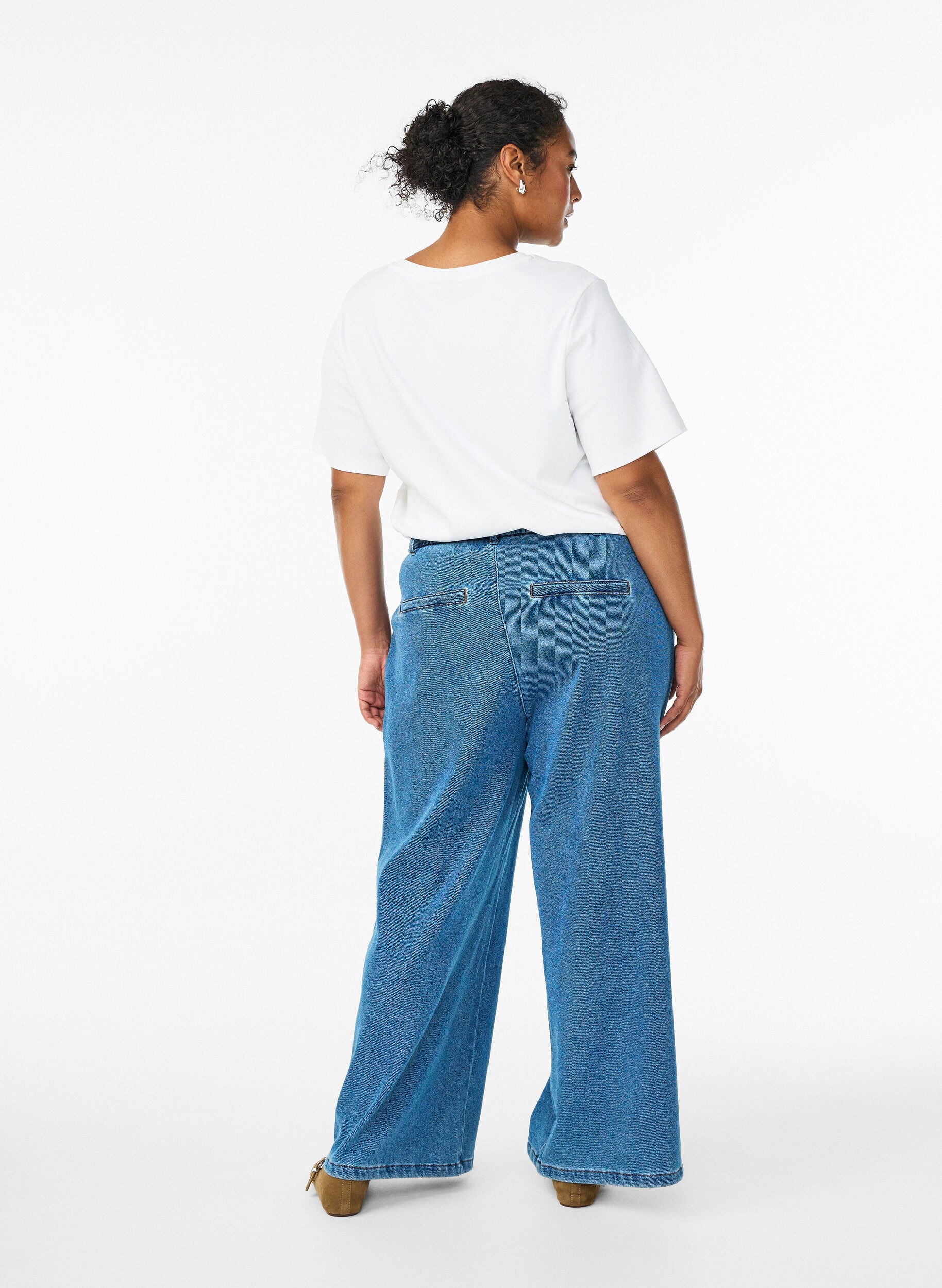 ZizziLoose fit jeans med elastisk talje og bindeb&aring;nd, Bl&aring;, Model image number 1