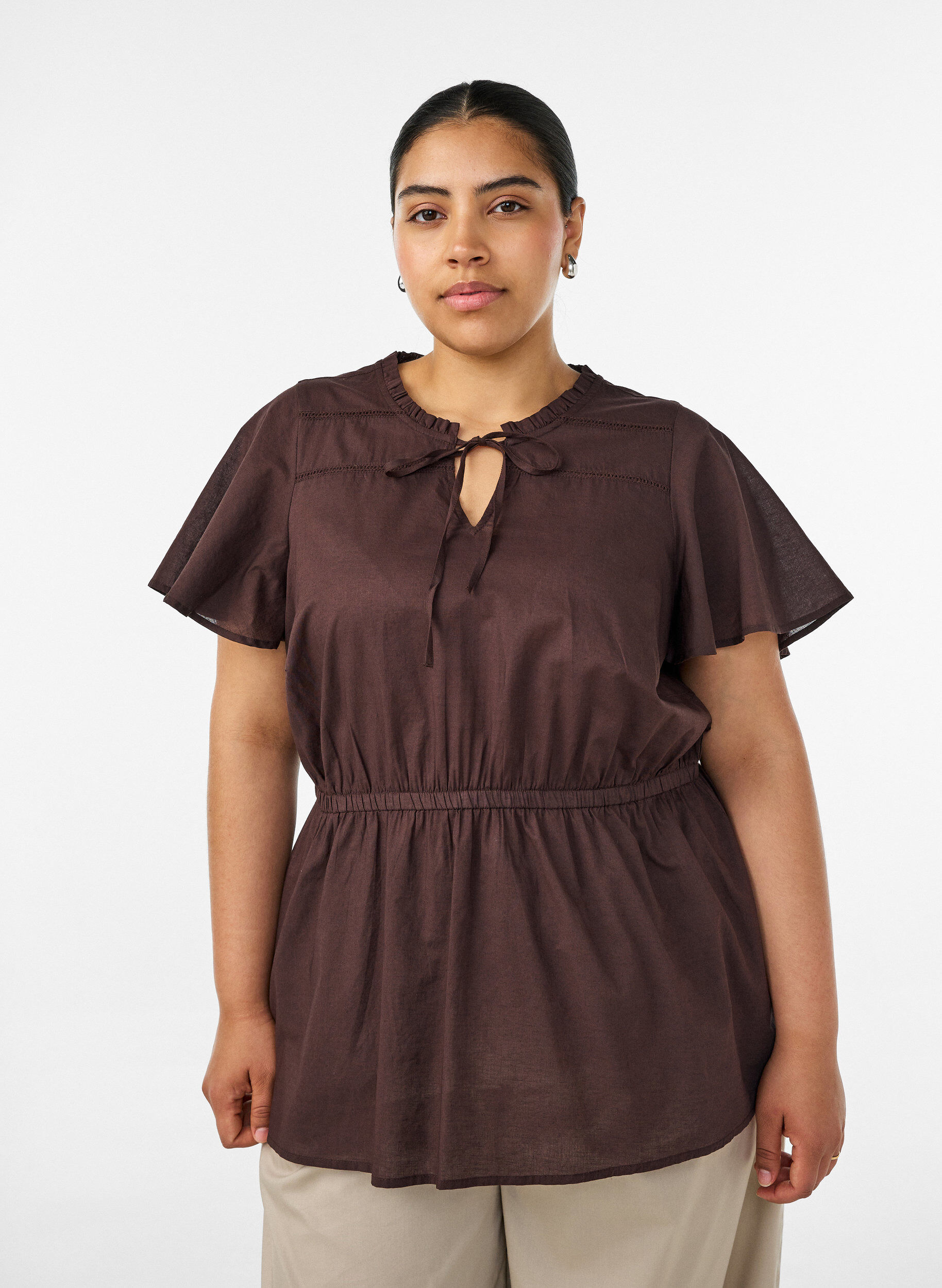 ZizziBluse i bomuld med bindeb&aring;nd og elastisk talje, Brun, Model image number 0