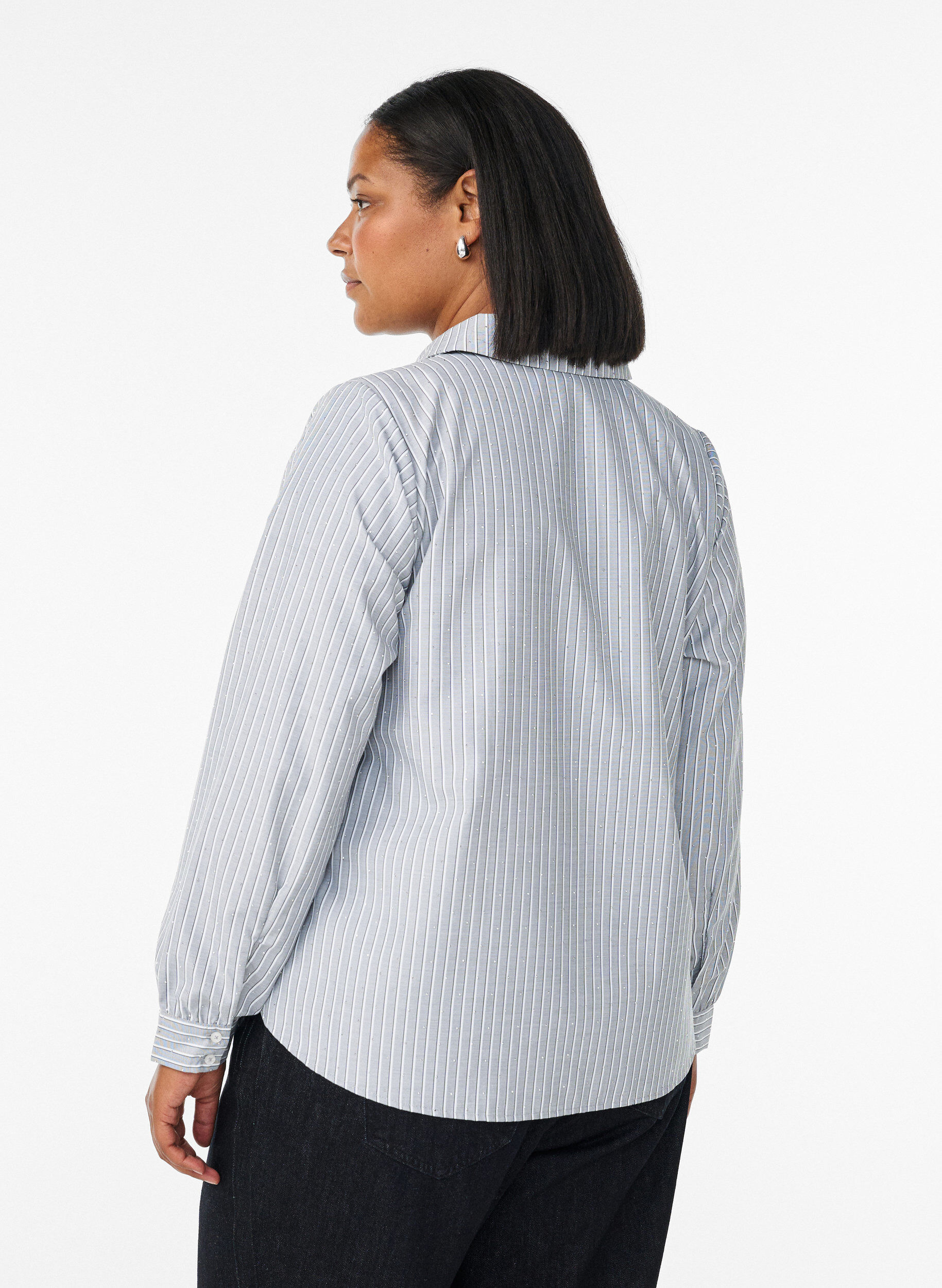 Zizzi Stribet skjorte med nitter, Sort, Model image number 2