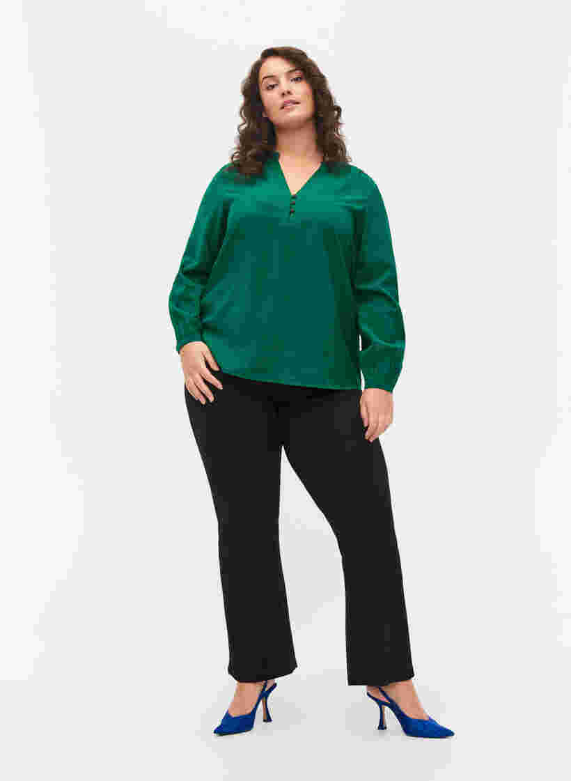 Langærmet bluse i viskosemix, Evergreen, Model image number 2