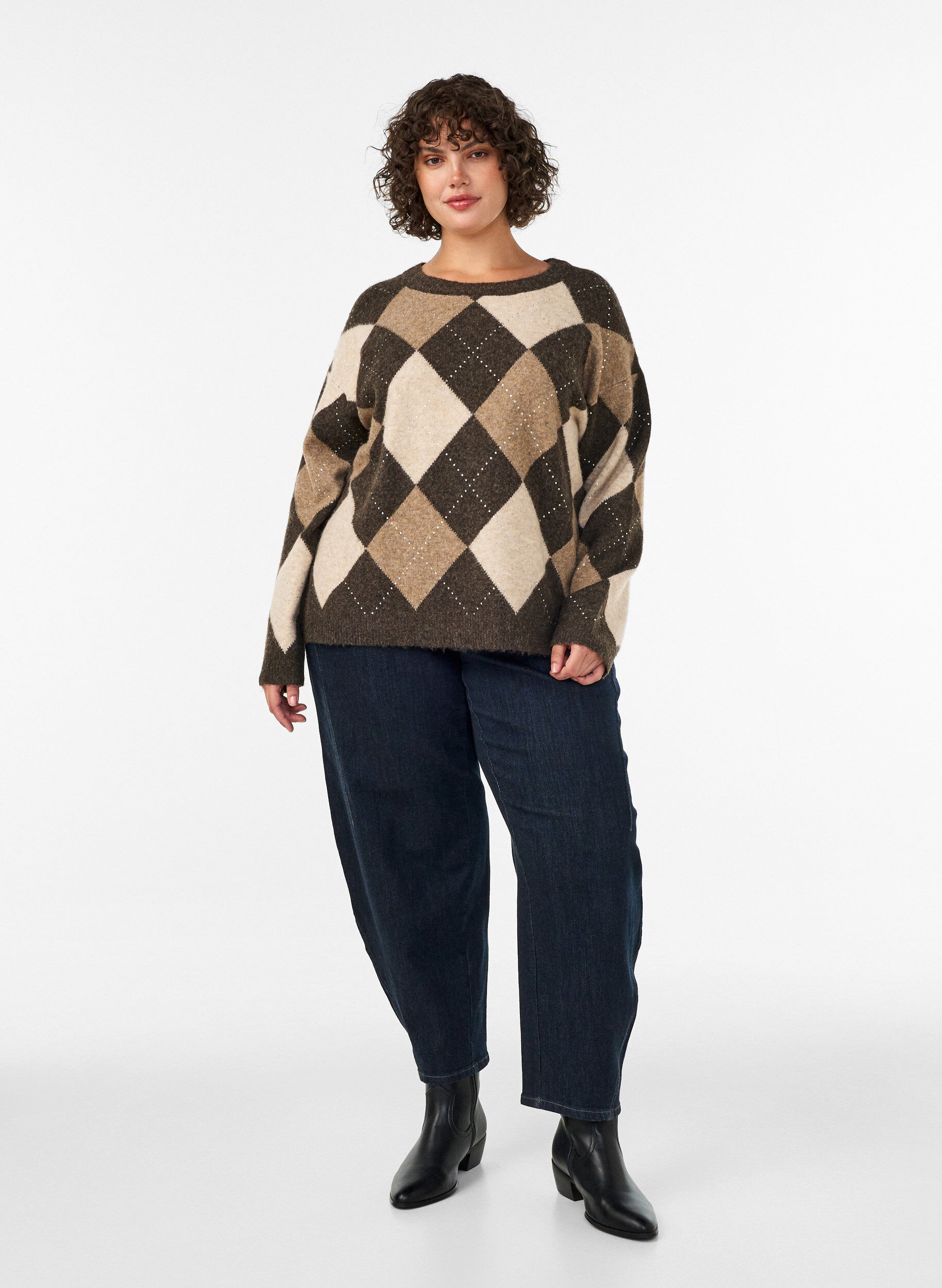 ZizziStrikbluse med argylem&oslash;nster og rhinsten, Brun, Model image number 1