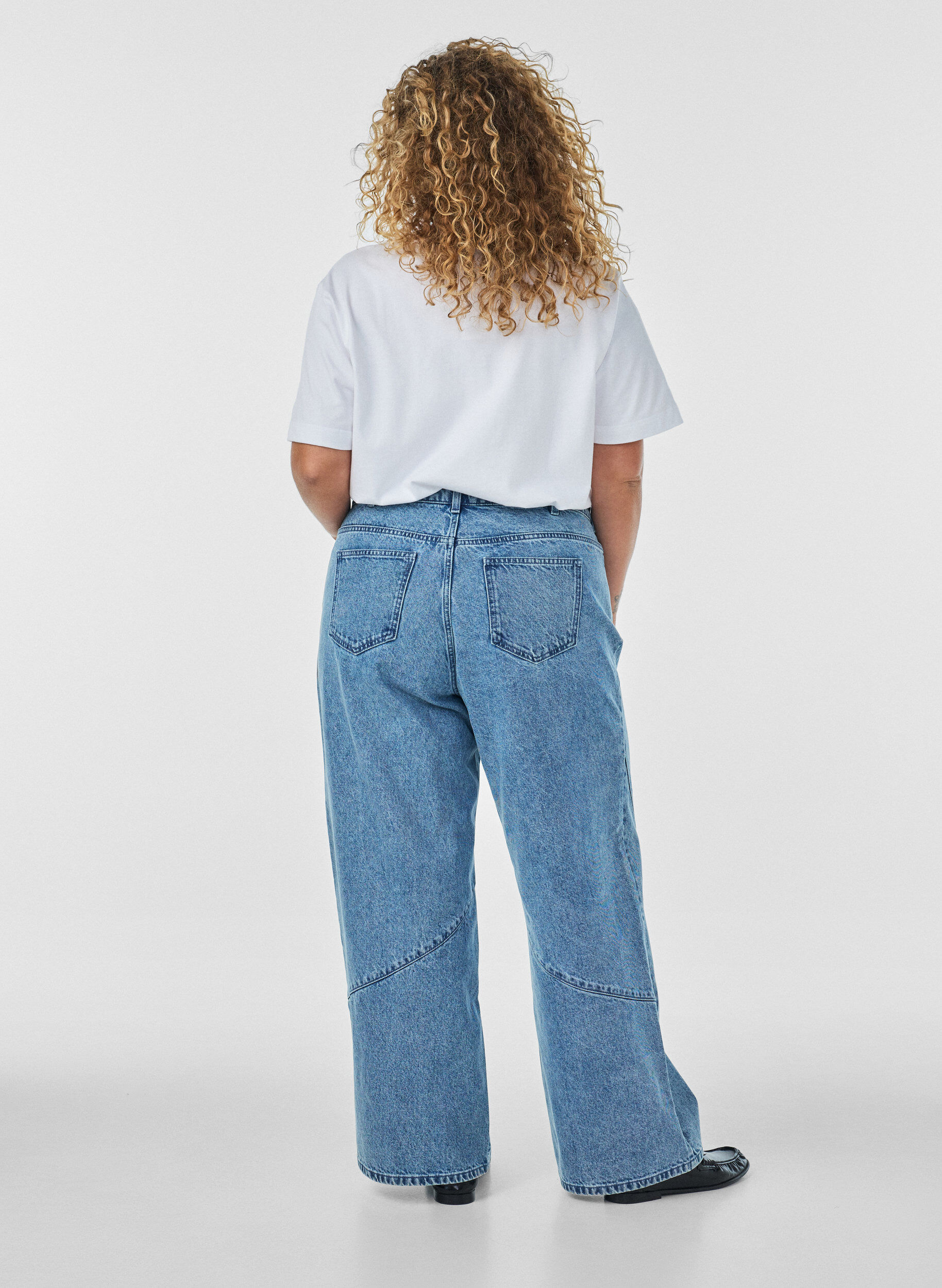 ZizziWide fit jeans med syningsdetaljer, Bl&aring;, Model image number 1