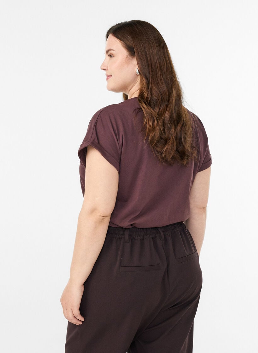 Kort&aelig;rmet t-shirt i bomuldsblanding, M&oslash;rk Bordeaux, Model image number 2