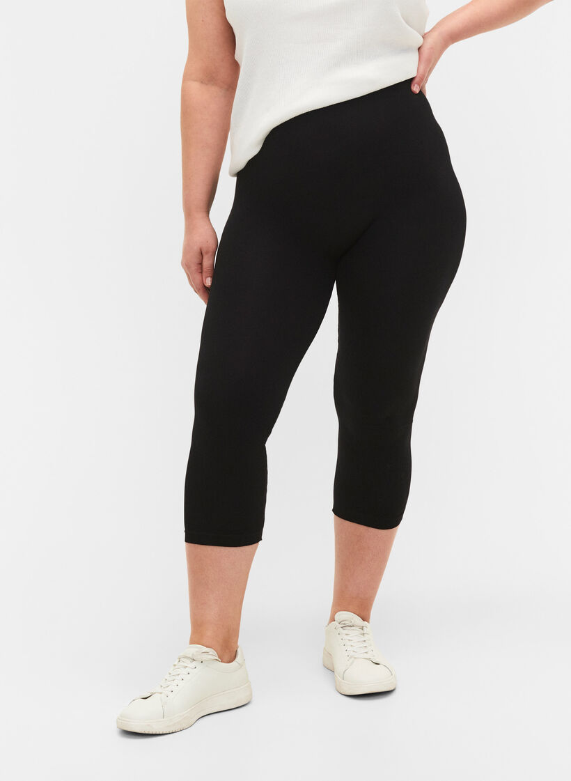 Seamless 3/4 leggings, Sort, Model image number 0
