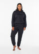 Sweatshirt med h&aelig;tte og print, Sort, Model image number 1