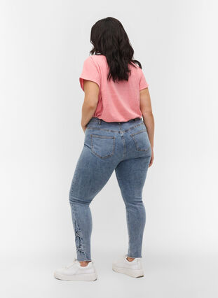 Cropped Amy jeans med sløjfer, Light blue, Model image number 1