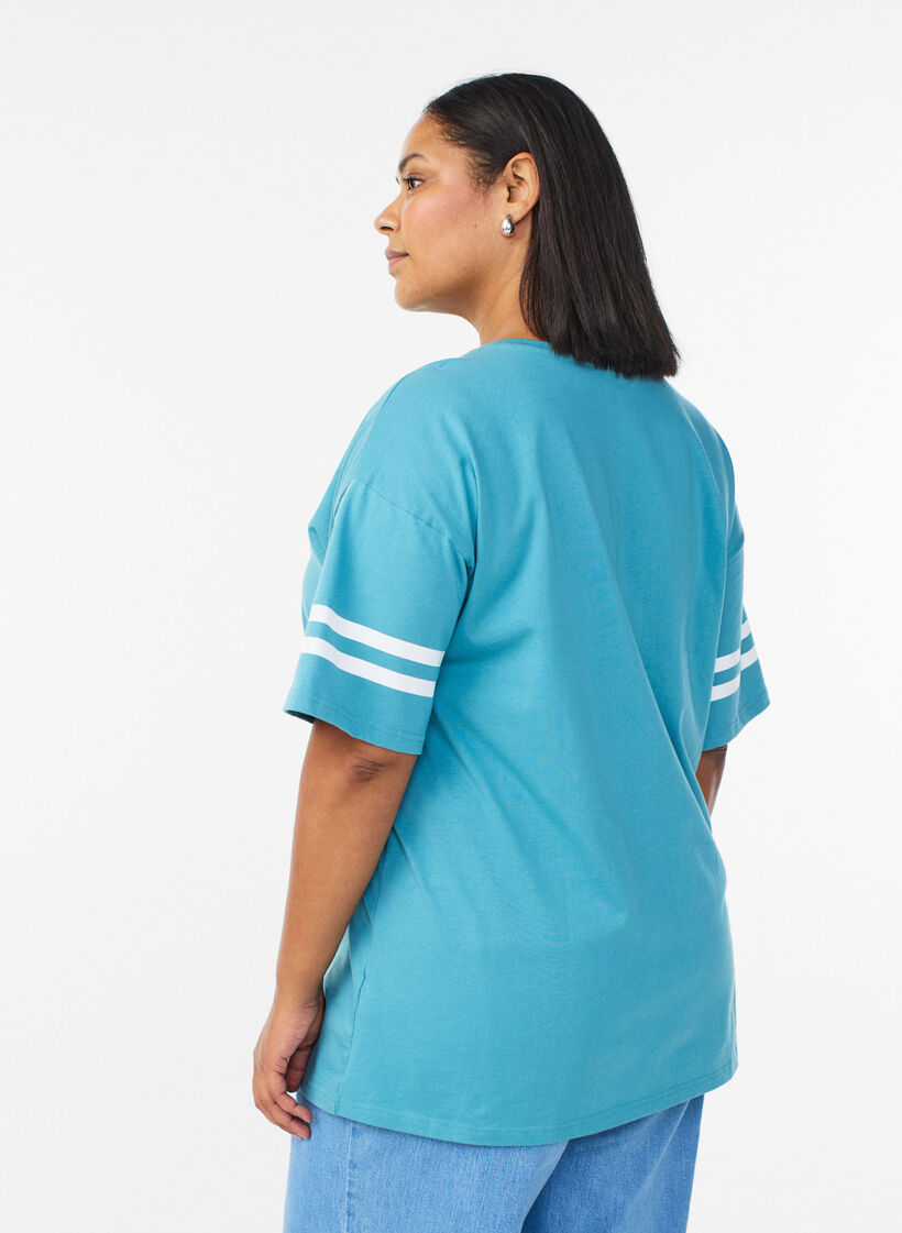 Sporty oversize college t-shirt, Bl&aring;, Model image number 2