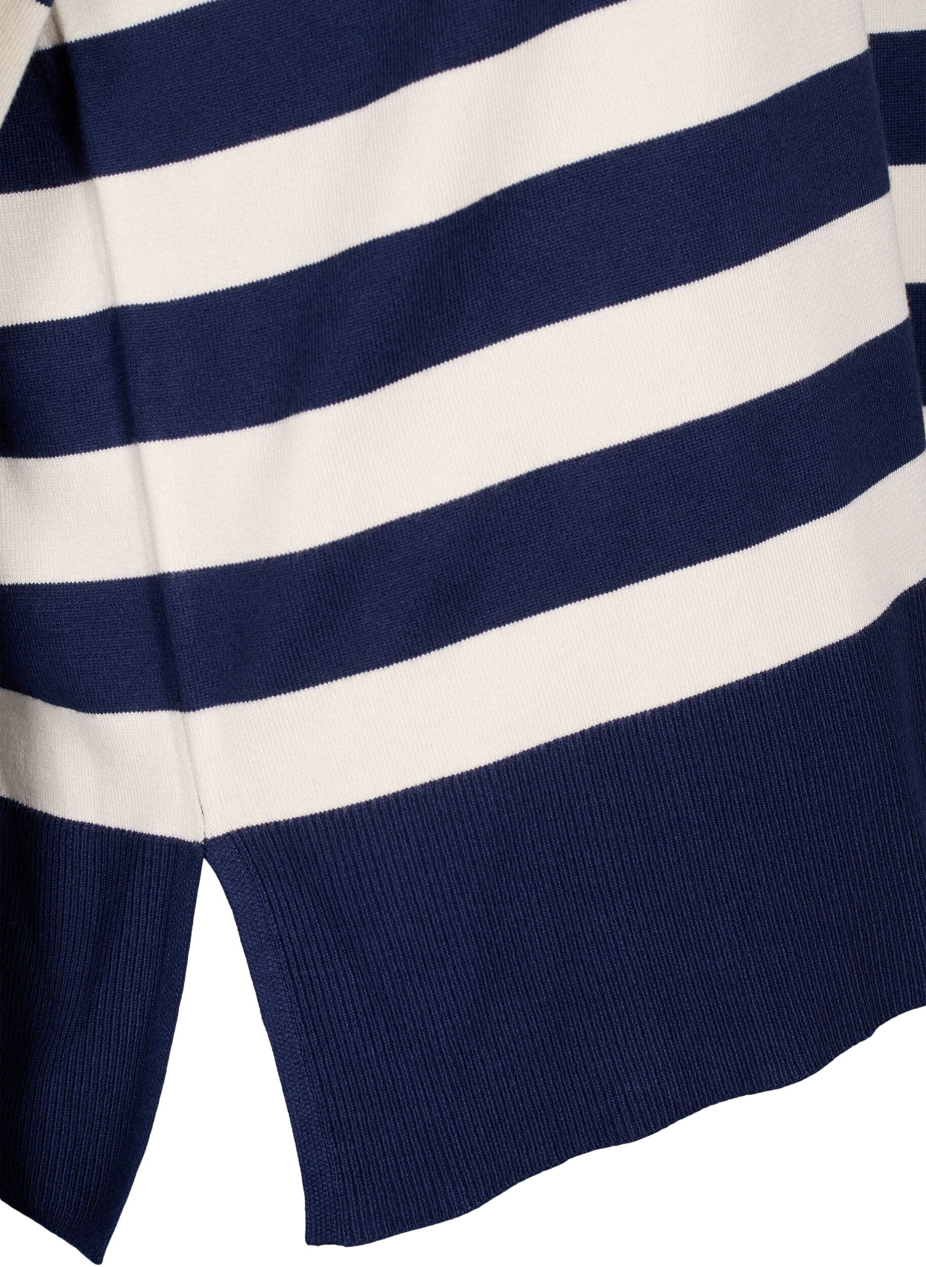 Zizzi Stribet strikbluse i viskose med 3/4 &aelig;rmer, Navy Blazer/Birch, Packshot image number 3