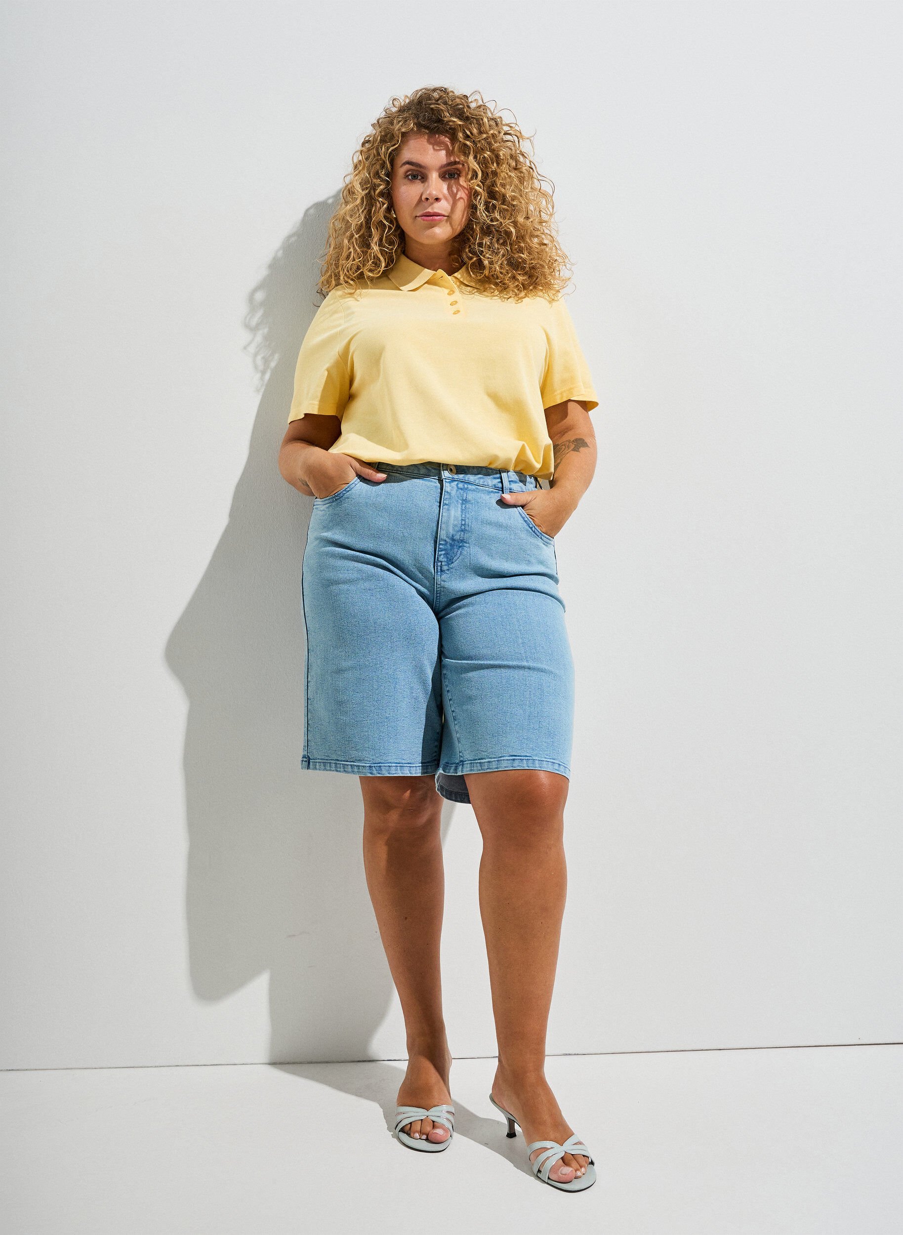 Zizzi Poloshirt med korte &aelig;rmer, Gul, Image image number 0