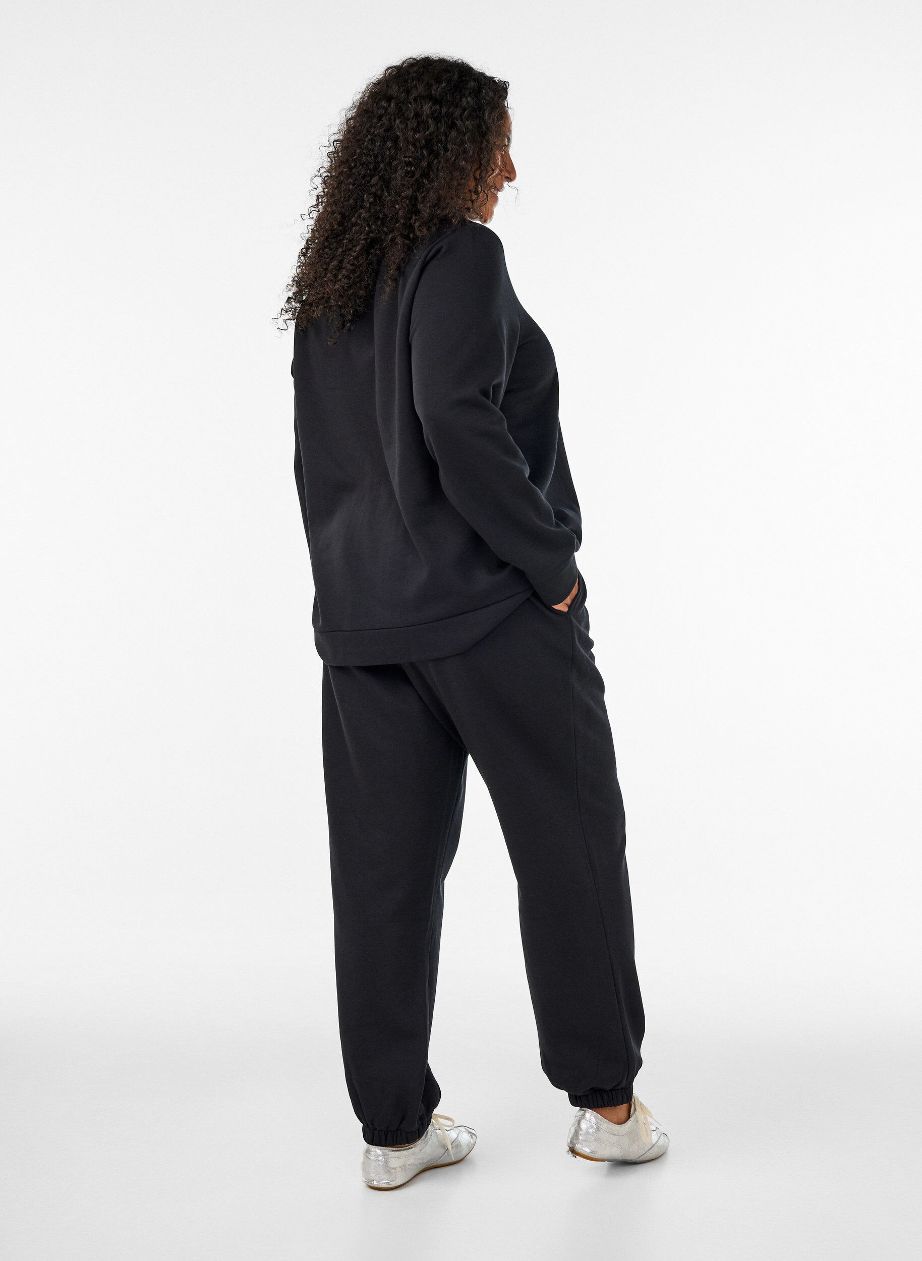 ZizziSweatpants med h&oslash;j talje og bindeb&aring;nd, Sort, Model image number 1