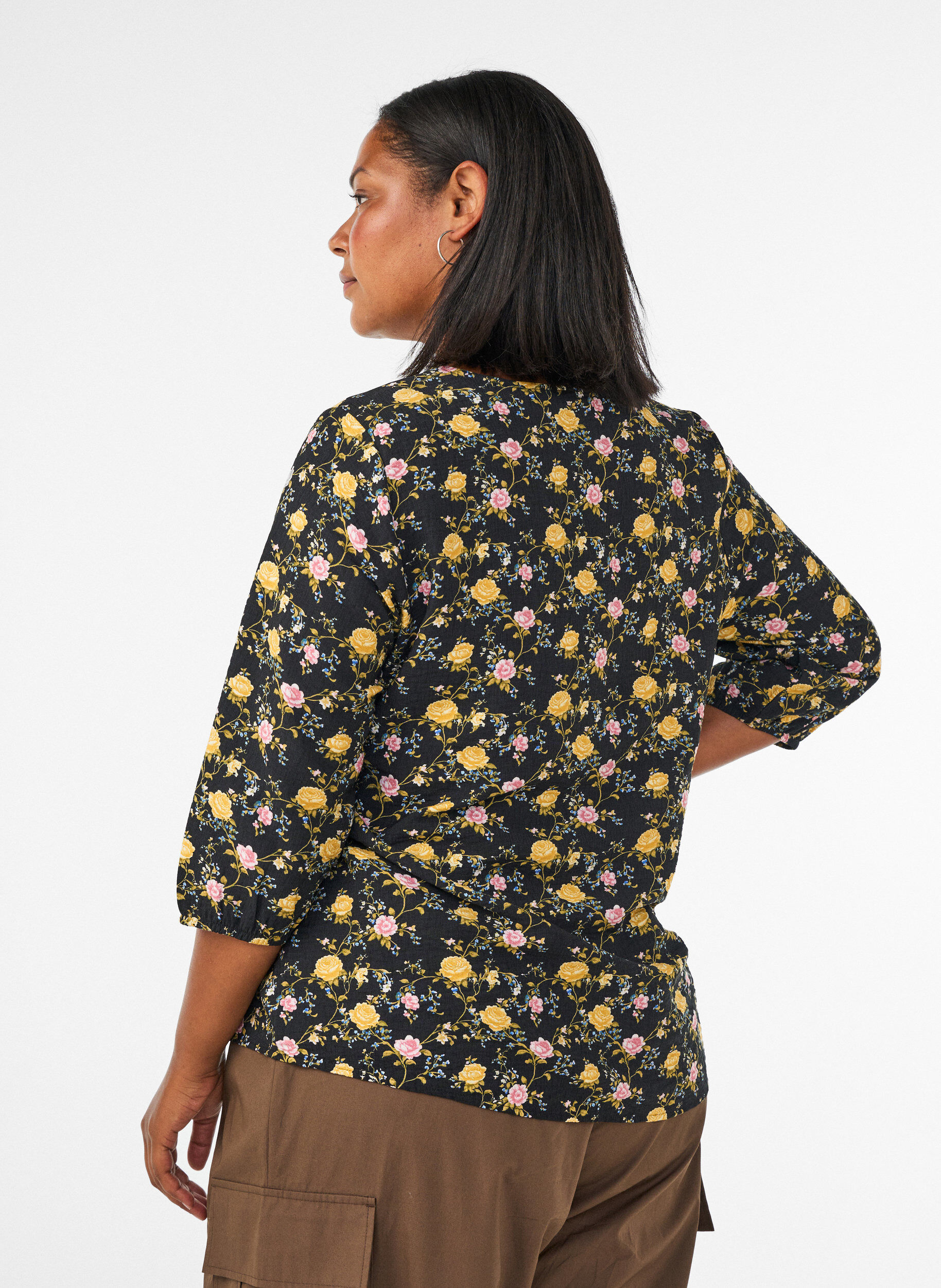ZizziViskosebluse med m&oslash;nster og 3/4-&aelig;rmer, Sort, Model image number 2