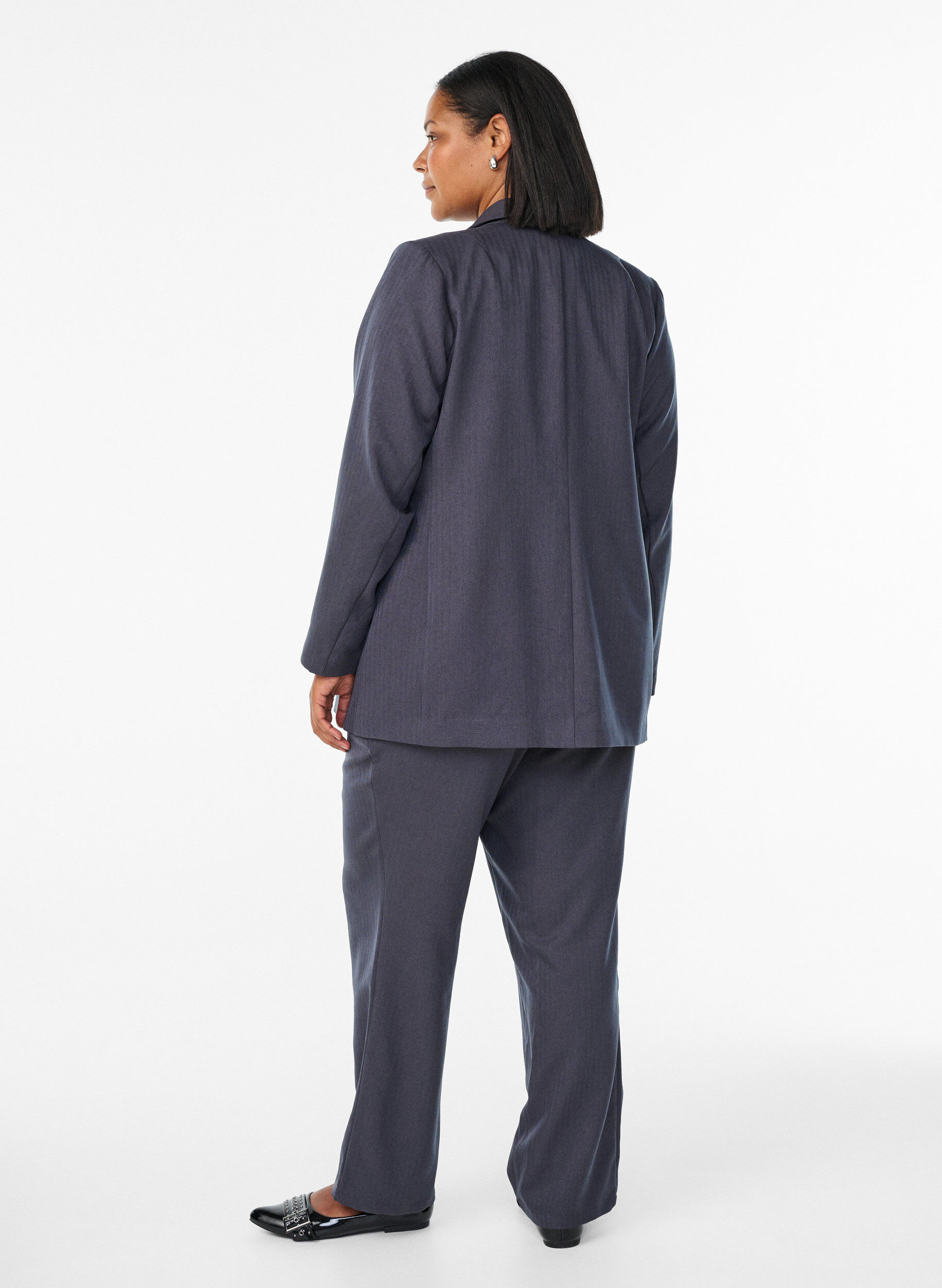 Zizzi Habitbukser med lige ben og strukturm&oslash;nster, Gr&aring;, Model image number 1