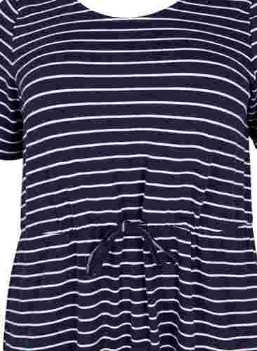 Stribet midikjole i bomuld med korte ærmer, Night Sky Stripe, Packshot image number 2