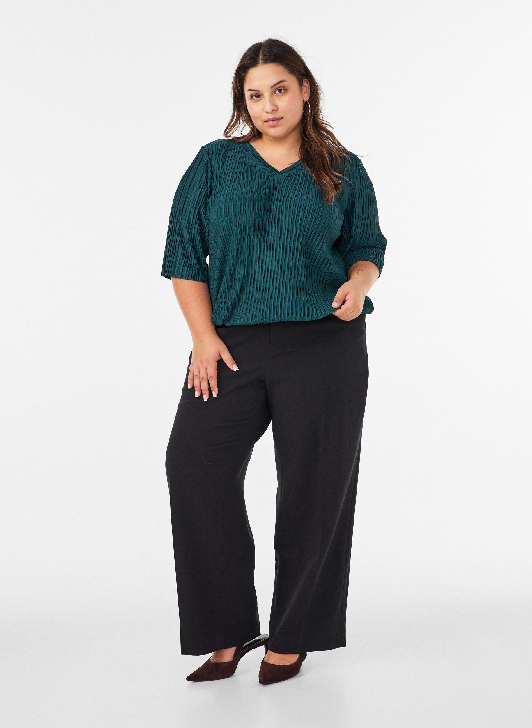 ZizziBluse med b&oslash;lget struktur og ballonform, Gr&oslash;n, Model image number 1