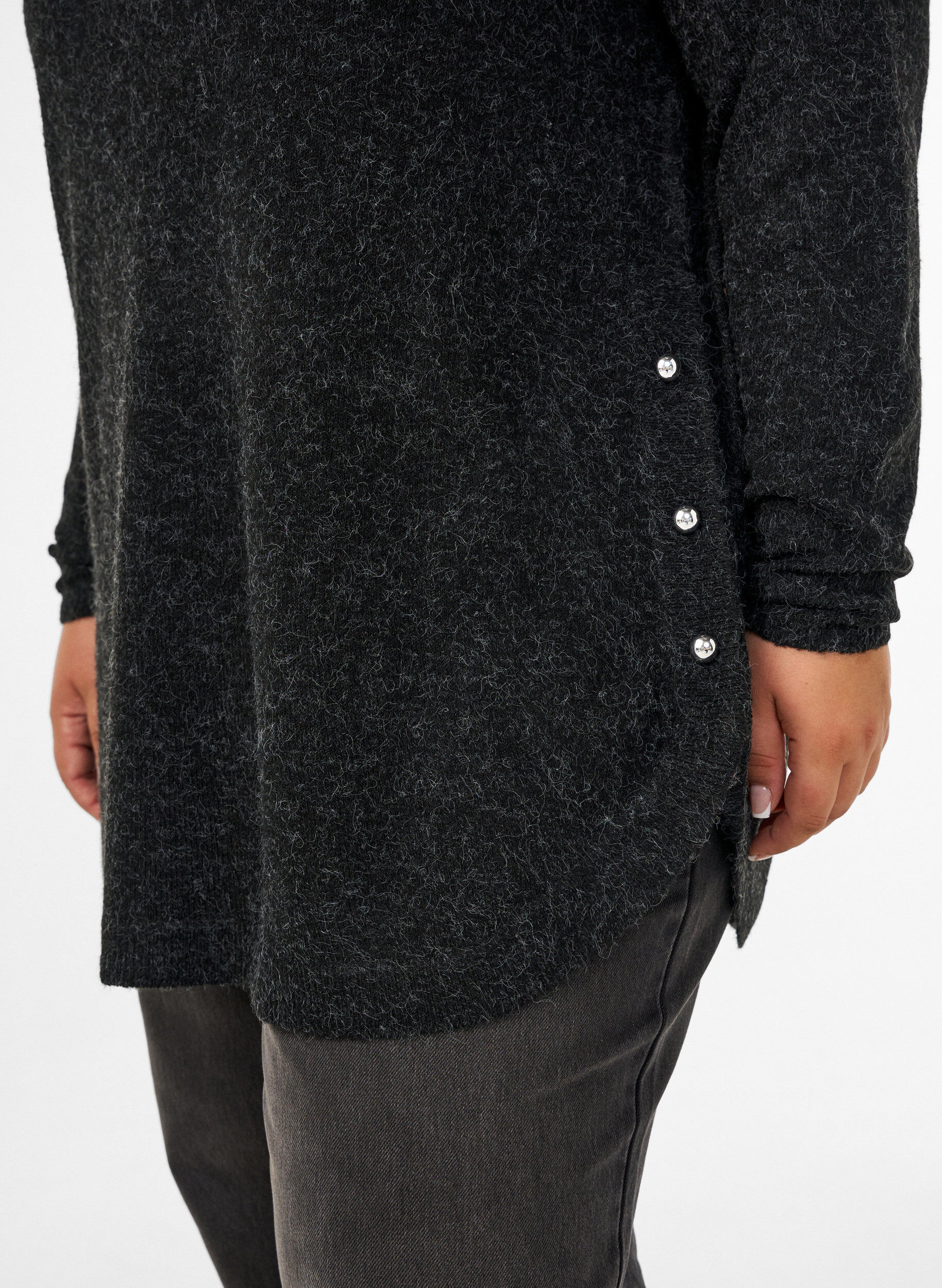 ZizziLang strikbluse med kugleknapper, Gr&aring;, Model image number 3