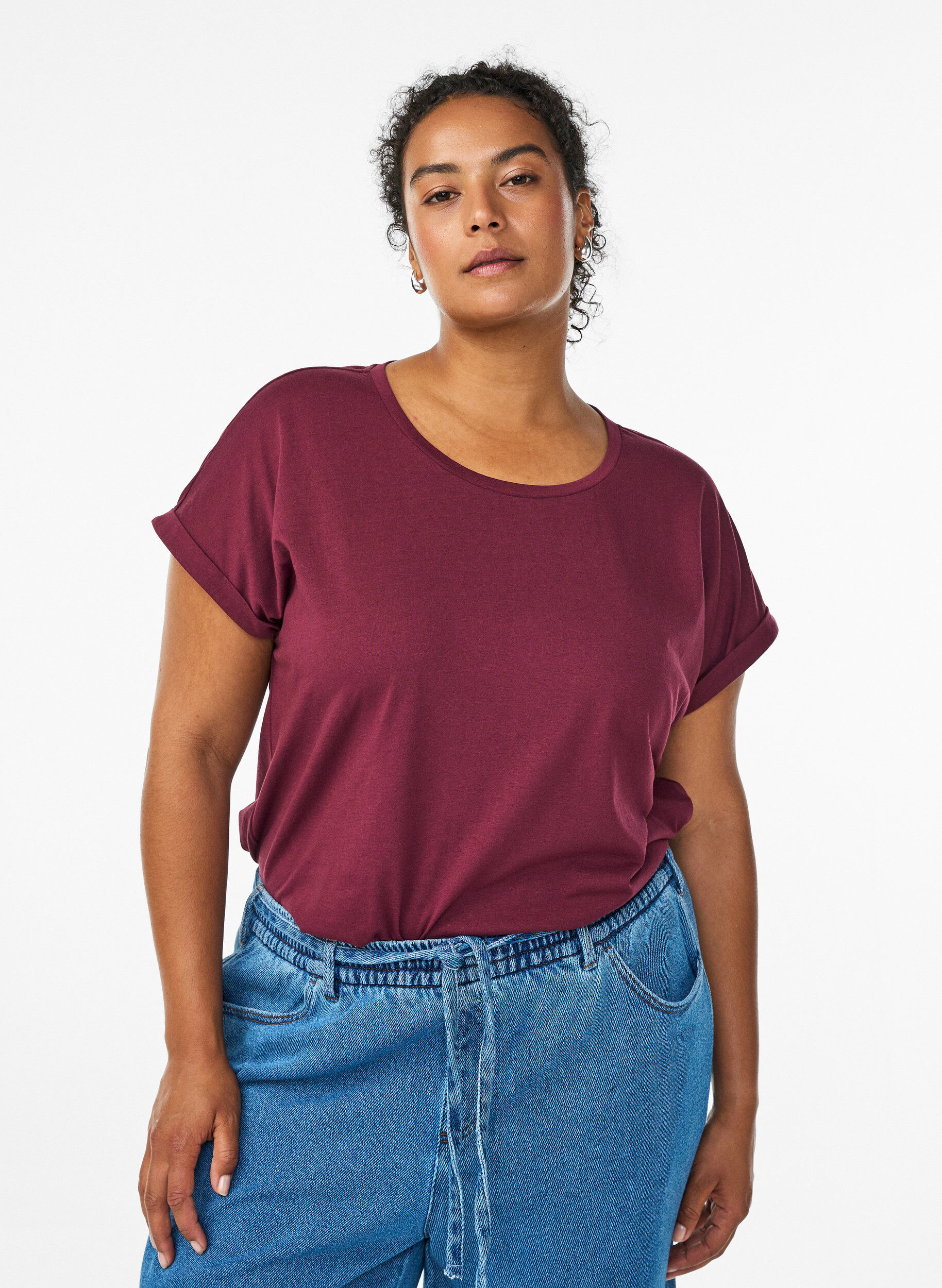 Kort&aelig;rmet t-shirt i bomuldsblanding, R&oslash;d, Model