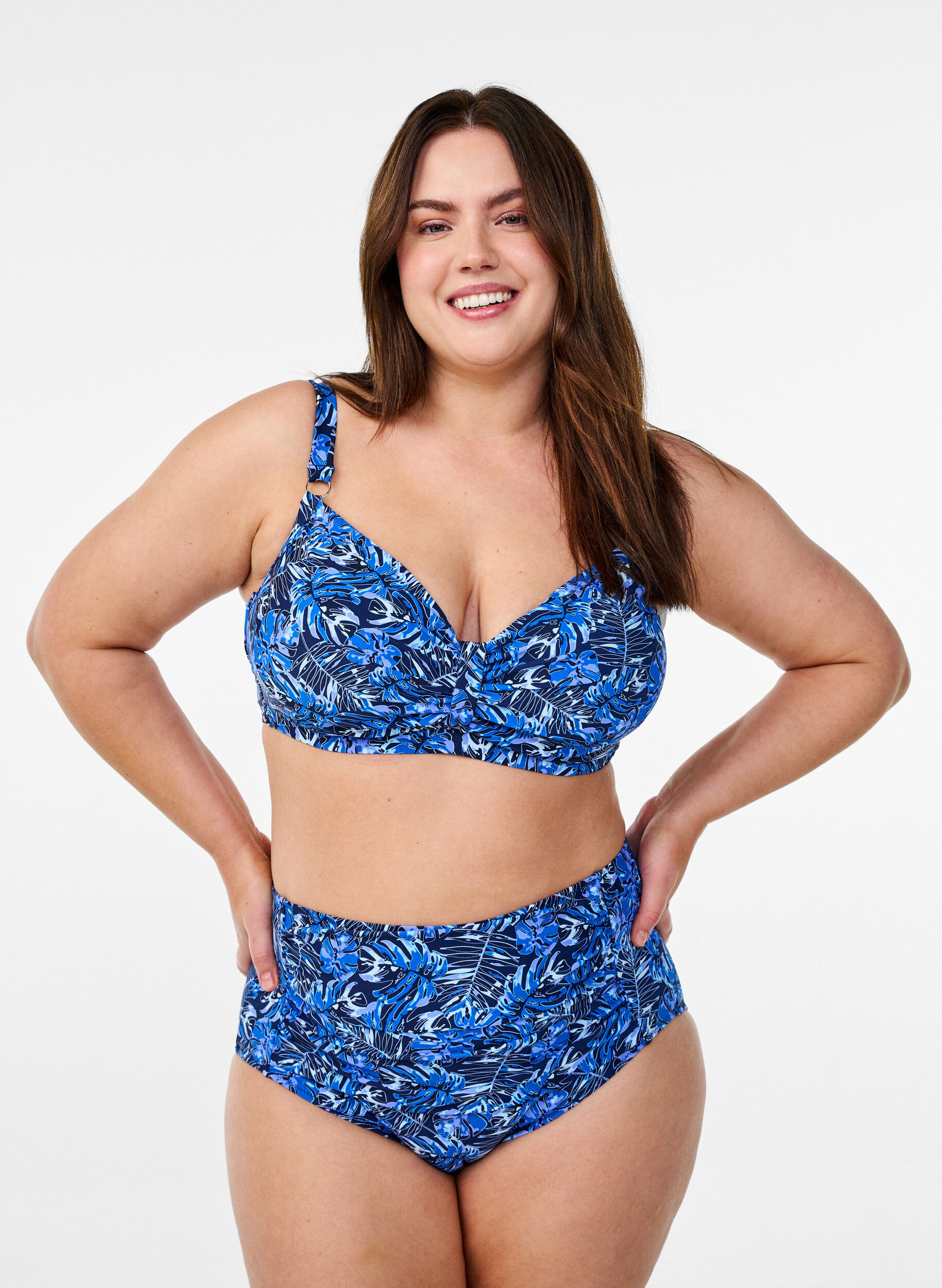 ZizziBikini bh med b&oslash;jle og m&oslash;nster, Bl&aring;, Model image number 1