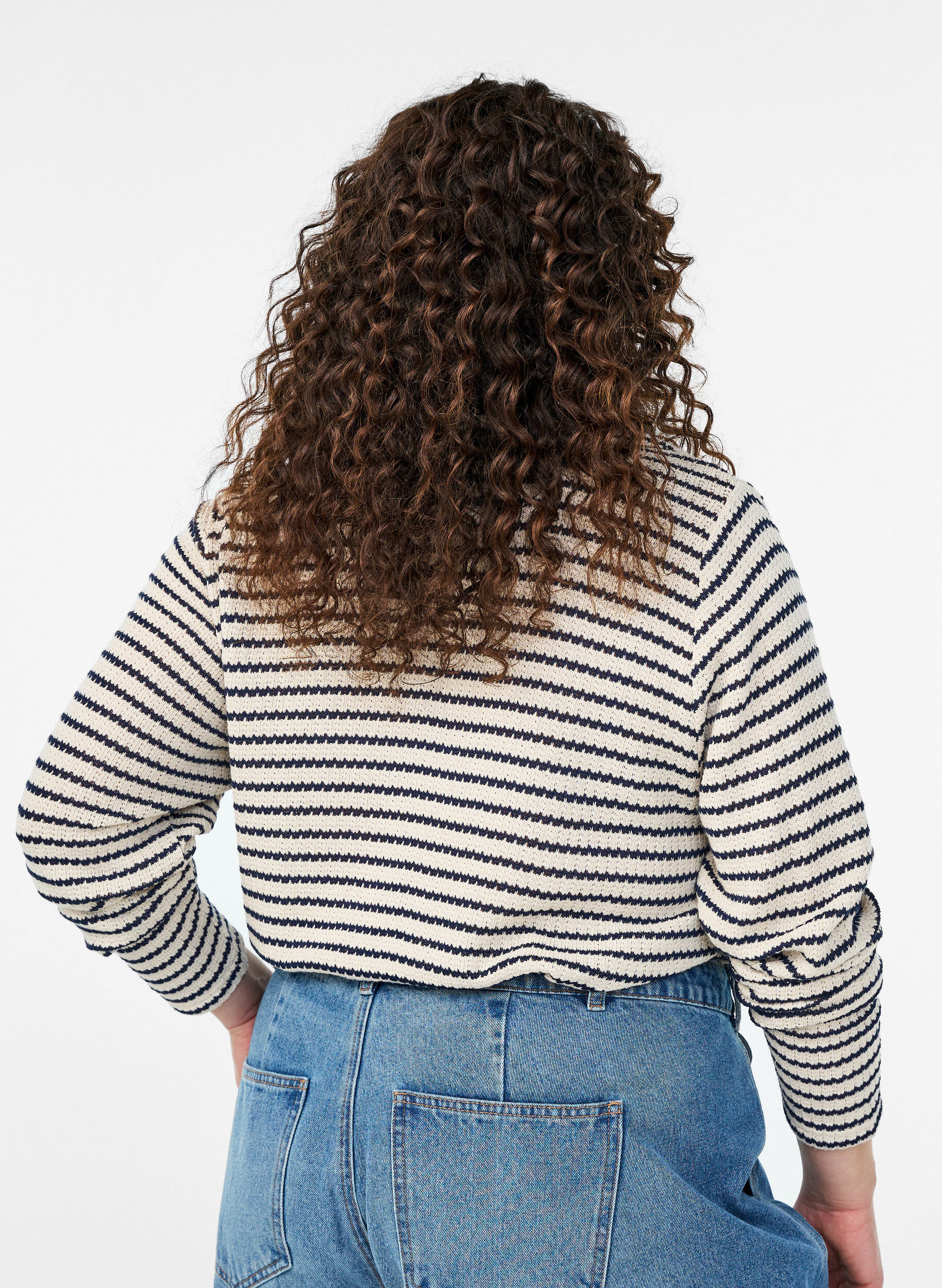 Zizzi Stribet jerseybluse med krave og V-udsk&aelig;ring, Beige, Model image number 2