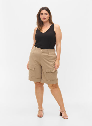 Shorts med påsyede lommer, Humus, Model image number 0