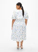 Blomstret satinkjole med pufærmer, Off White Blue Fl., Model image number 1