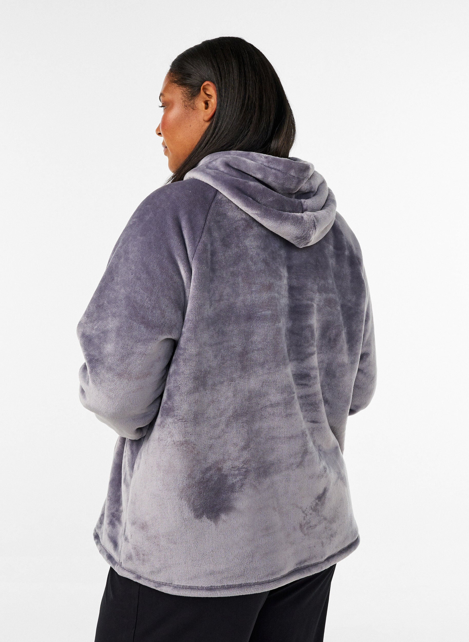 ZizziVelour h&aelig;ttetr&oslash;je med k&aelig;ngurulomme, Gr&aring;, Model image number 2