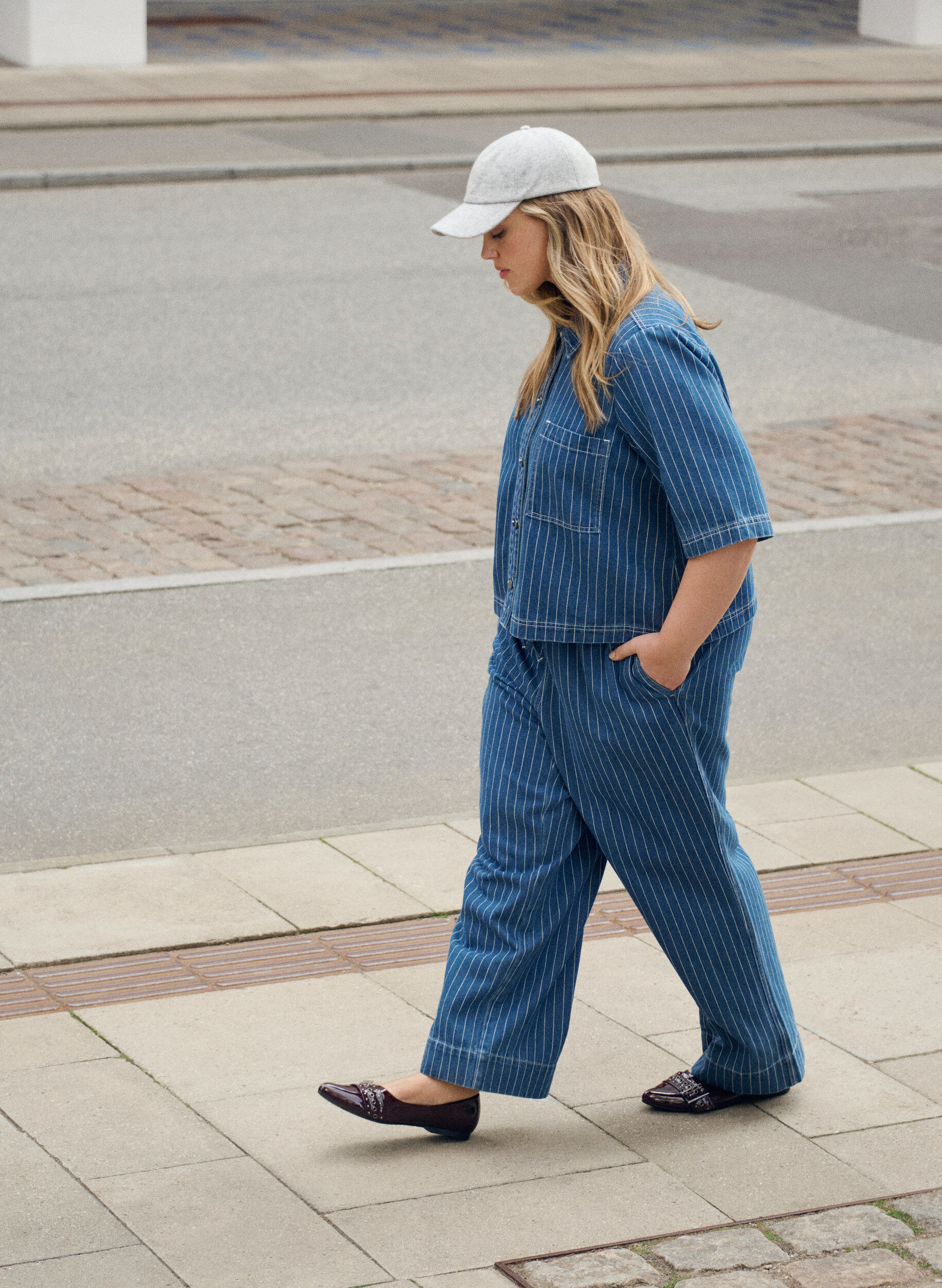 Zizzi Denim jeans med brede ben og striber, Bl&aring;, Image image number 0