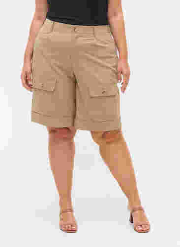 Shorts med påsyede lommer, Humus, Model image number 2