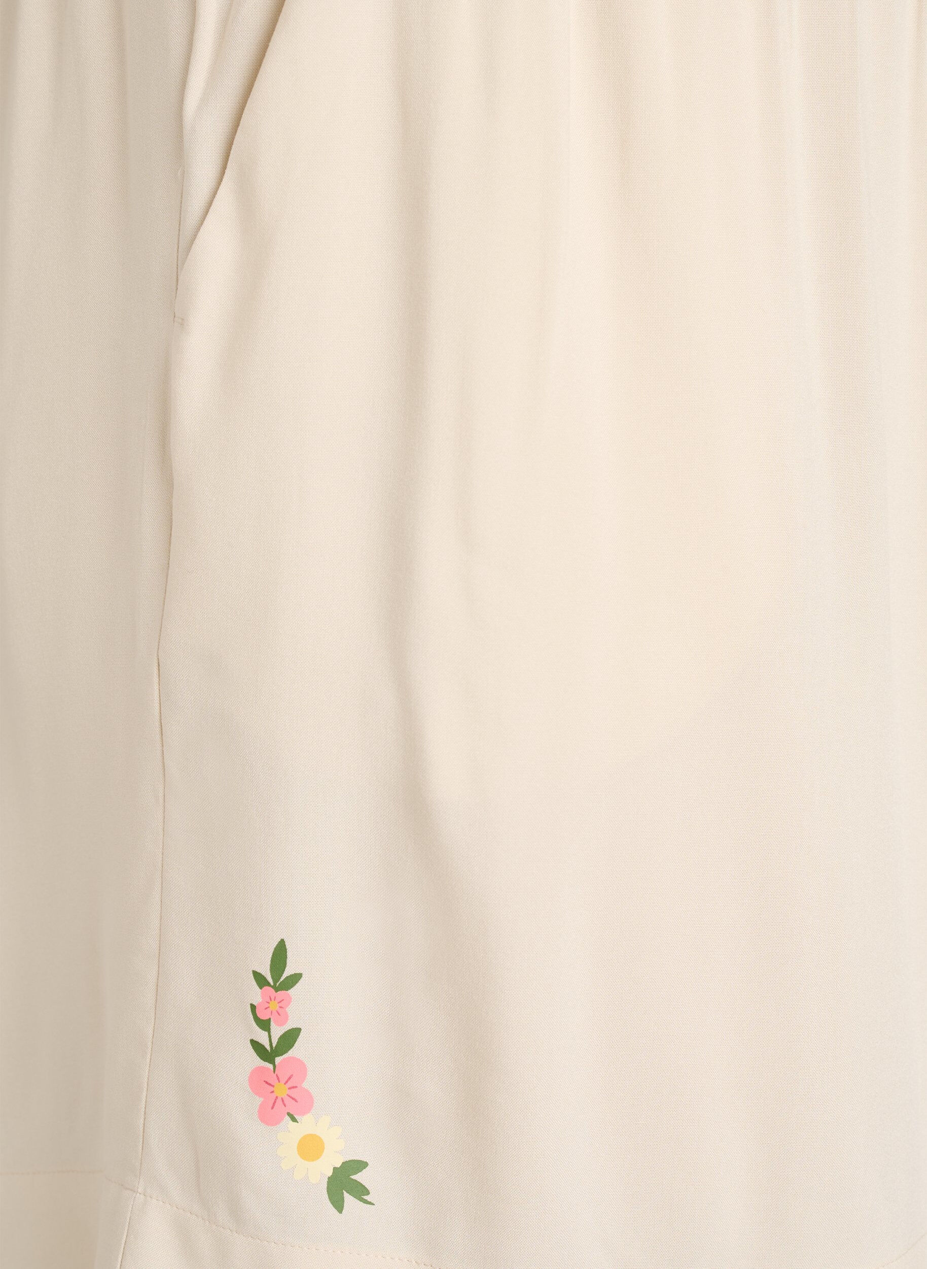 Zizzi L&oslash;se natshorts i viskose med h&oslash;j talje, Beige, Packshot image number 3