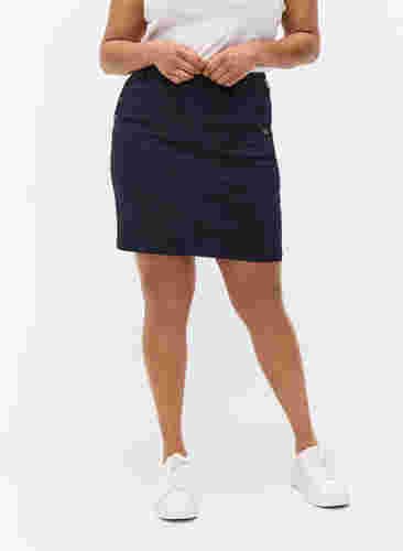 Tætsiddende nederdel med knapdetaljer, Navy, Model image number 2
