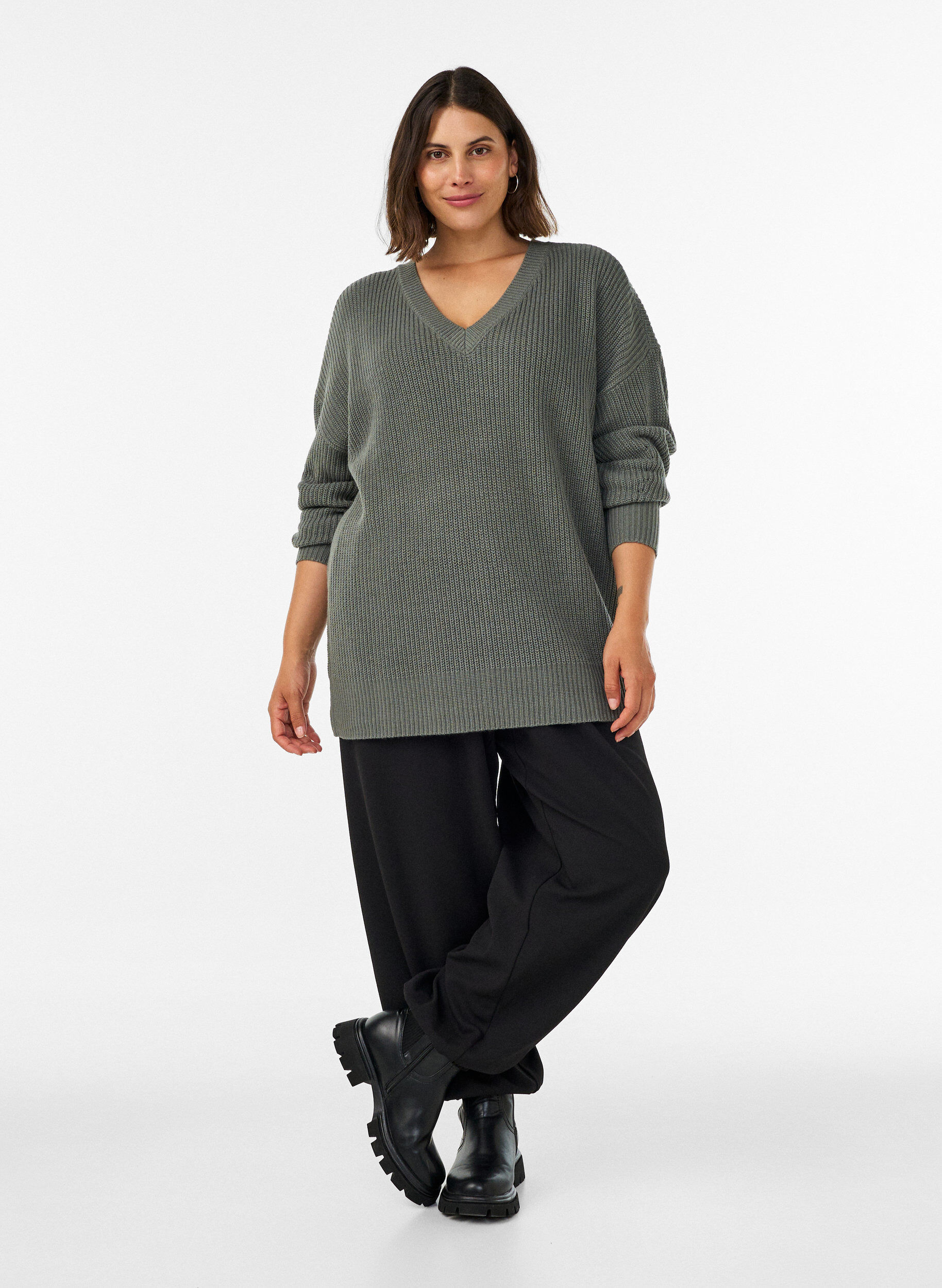 ZizziLang ribstrikket bluse med V-hals, Gr&oslash;n, Model image number 1
