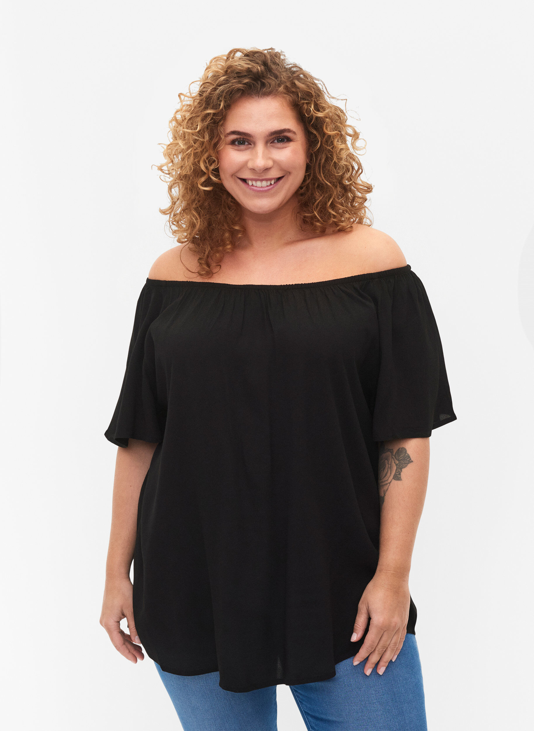 Zizzi Stribet viskose bluse med korte &aelig;rmer, Black, Model image number 0